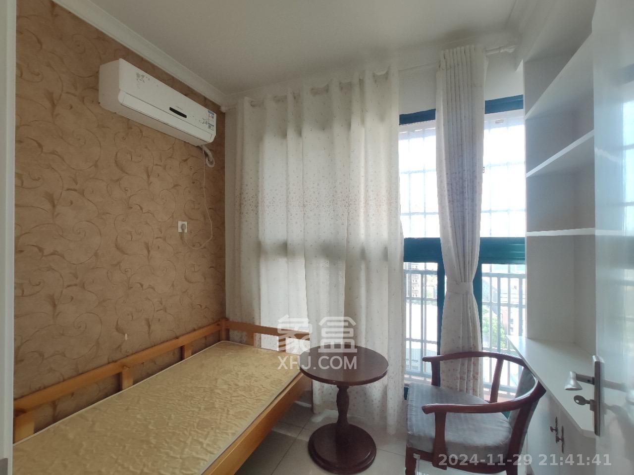 桔洲新苑(桔洲印象)  1室2厅1卫    2700.0元/月 桔洲新苑(桔洲印象)  1室2厅1卫    2700.0元/月室内图