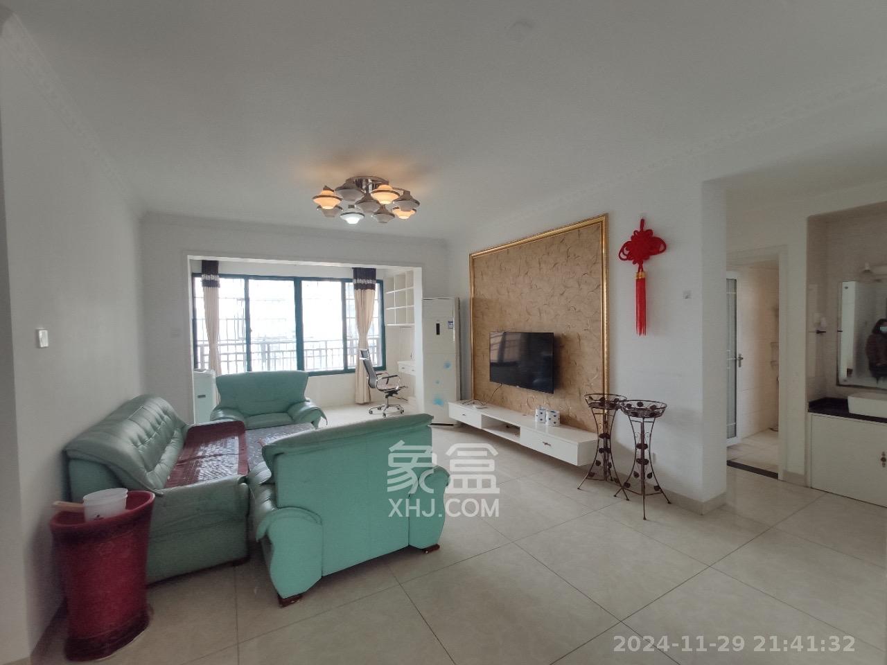 桔洲新苑(桔洲印象)  1室2厅1卫    2700.0元/月 桔洲新苑(桔洲印象)  1室2厅1卫    2700.0元/月室内图1