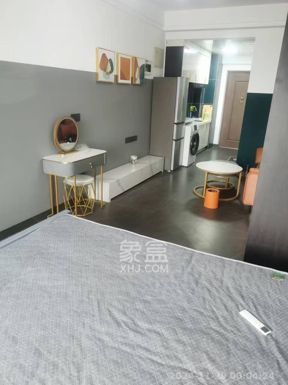 保利香槟国际 1室1厅1卫 1300.0元/月 保利香槟国际 1室1厅1卫 1300.0元/月室内图