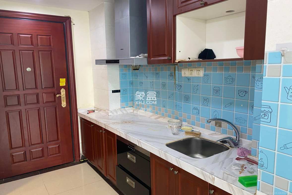 恒大华府 1室1厅1卫 1400.0元/月 恒大华府 1室1厅1卫 1400.0元/月室内图