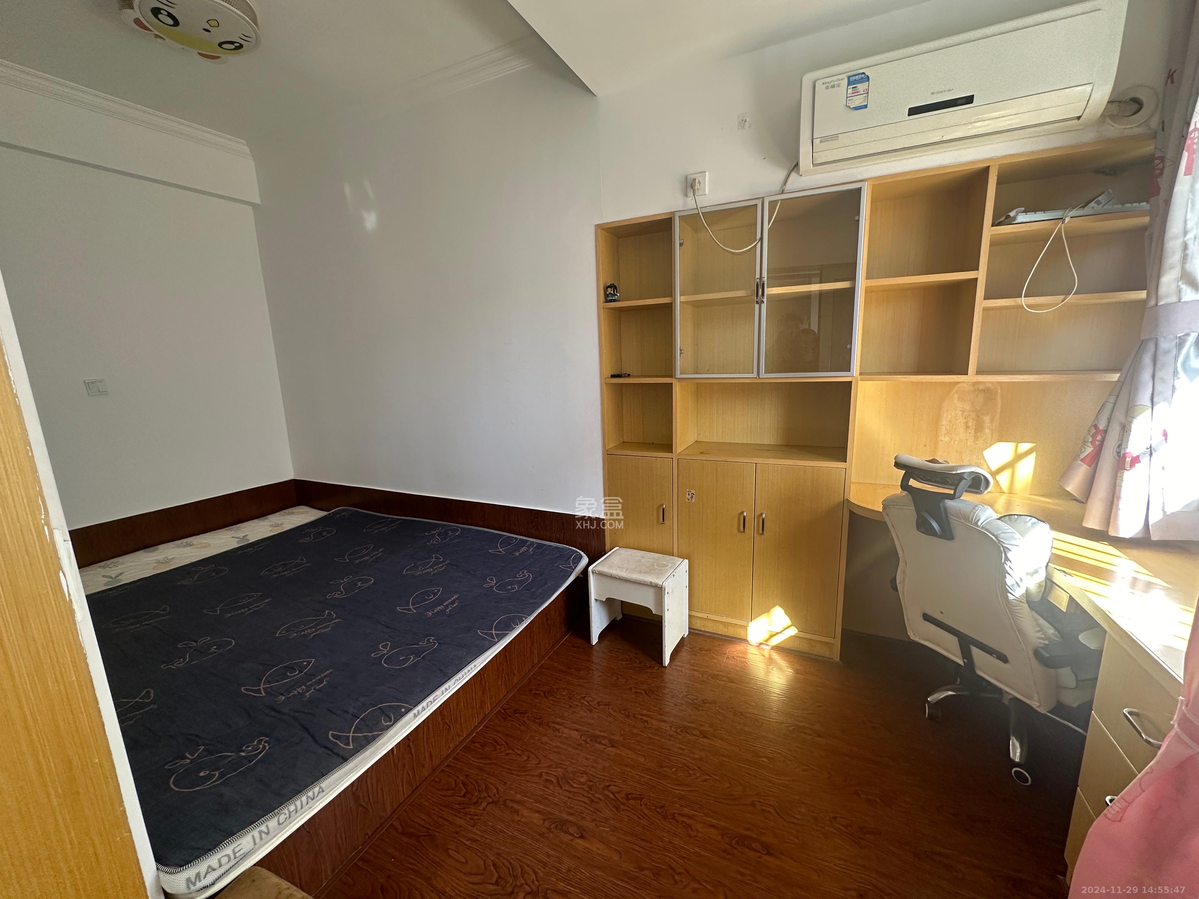 合平安置小区（东方国际石材城）  1室0厅0卫   1800.00元/月室内图