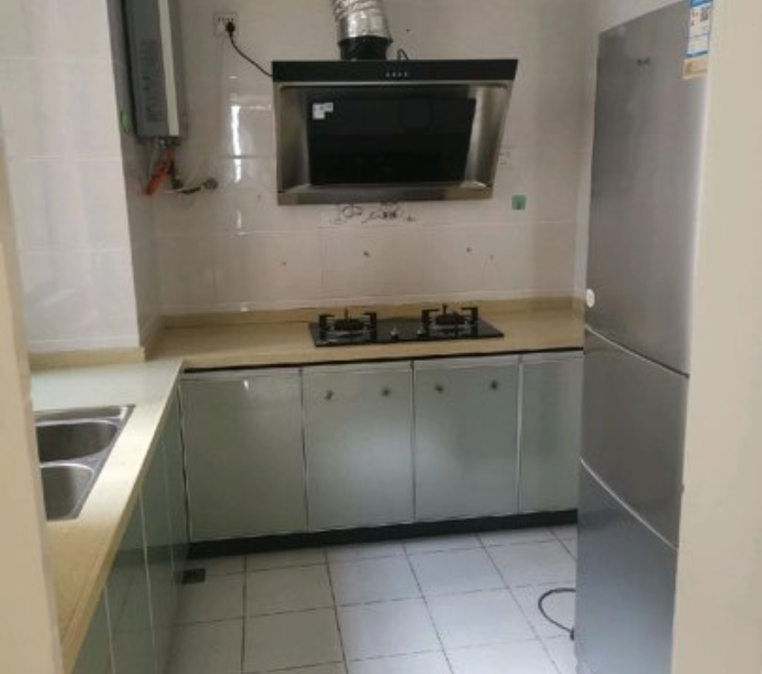 达嘉豪苑 3室2厅2卫 3600.0元/月 达嘉豪苑 3室2厅2卫 3600.0元/月室内图