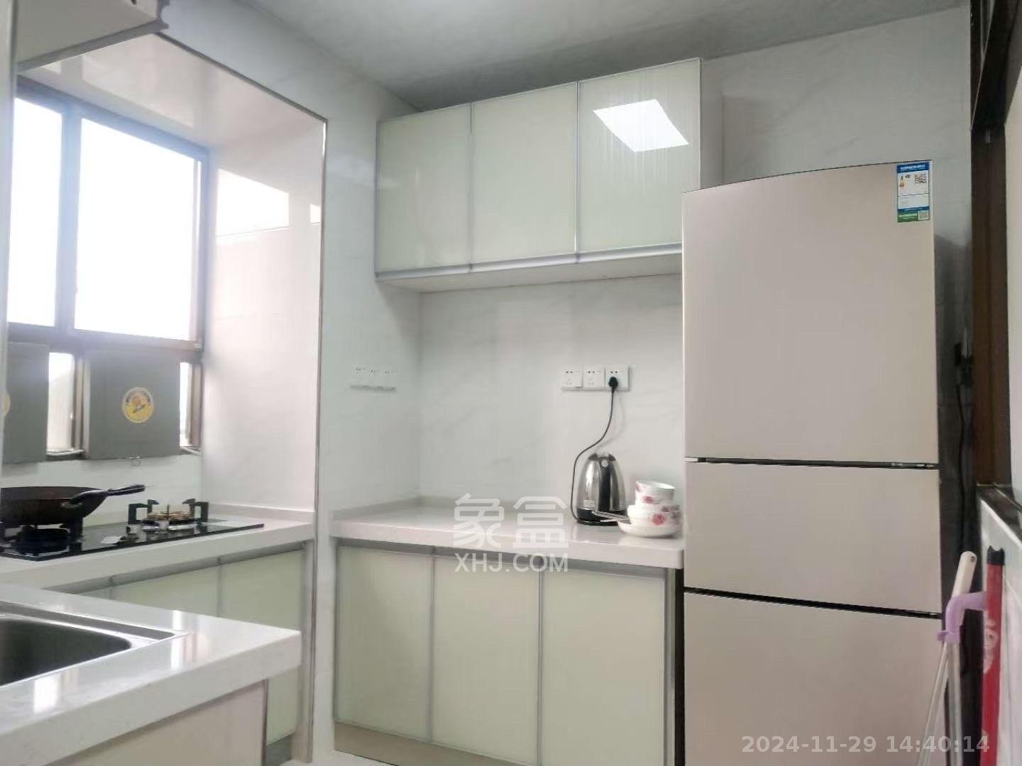 砂子塘社区 3室2厅1卫 2650.0元/月 砂子塘社区 3室2厅1卫 2650.0元/月室内图