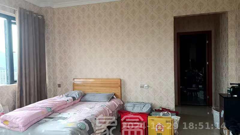 绿城高尔夫小镇  2室1厅1卫    1800.0元/月 绿城高尔夫小镇  2室1厅1卫    1800.0元/月室内图