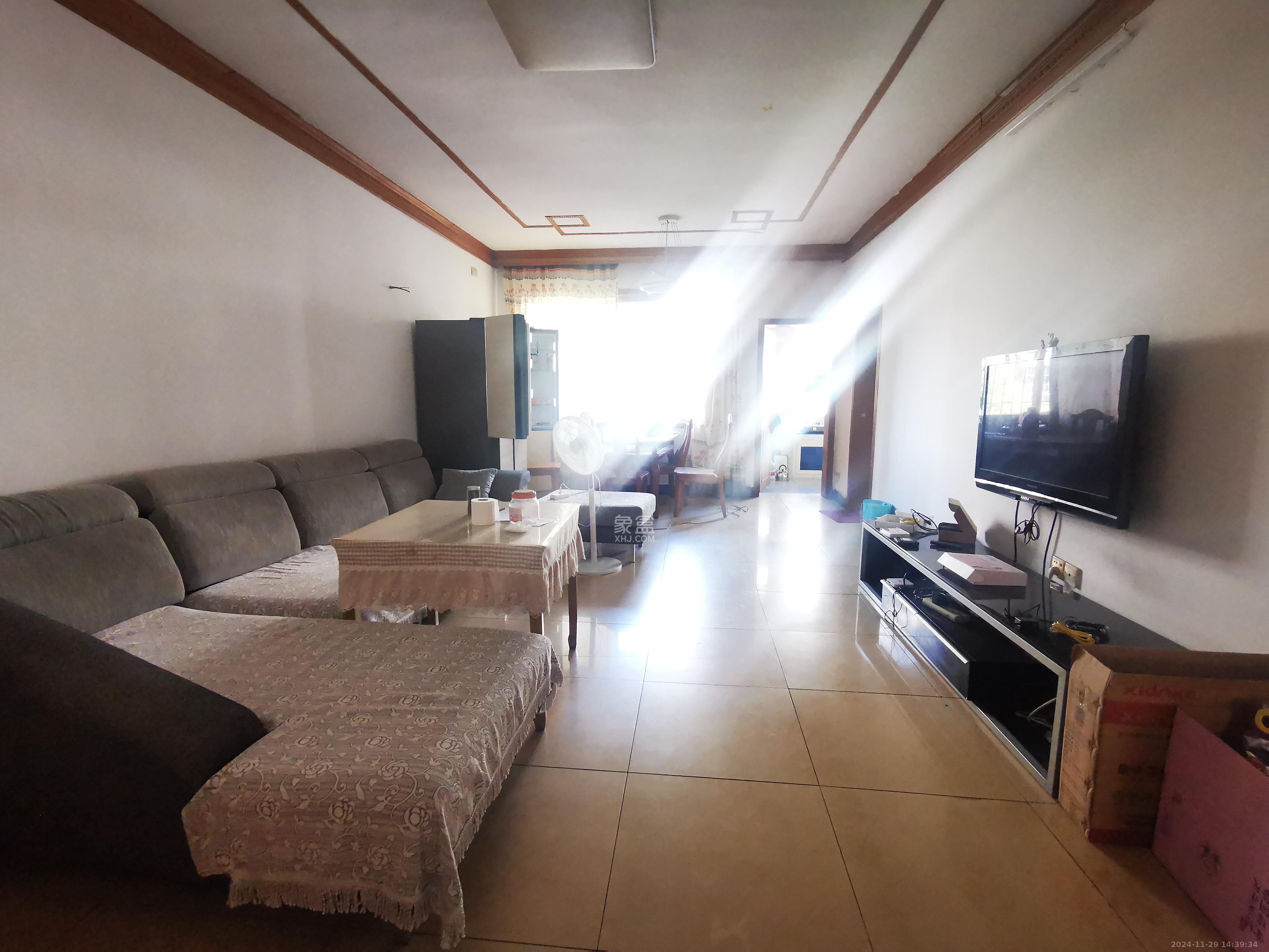 省水院宿舍 3室1厅1卫 3000.0元/月 省水院宿舍 3室1厅1卫 3000.0元/月室内图