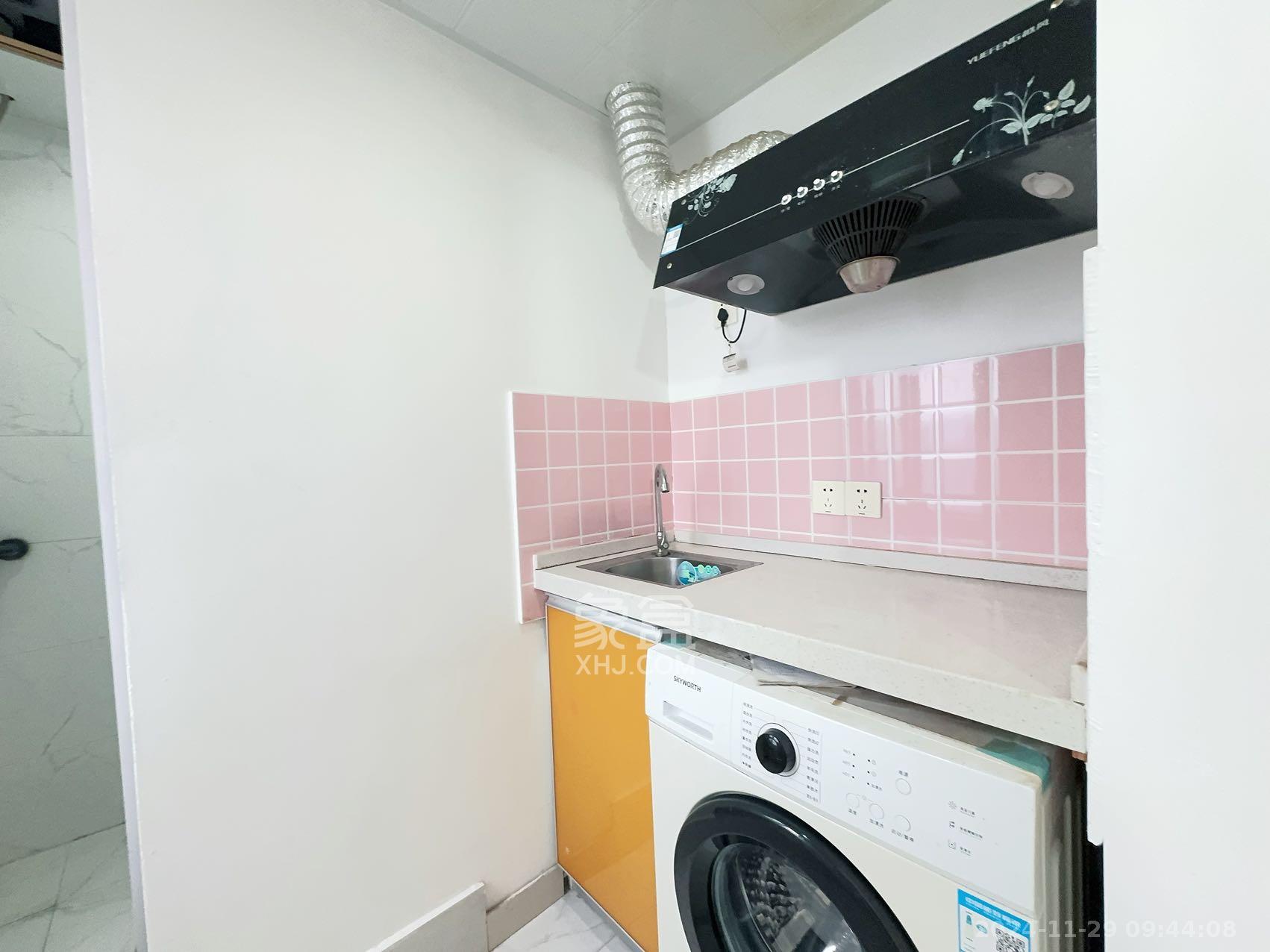 白沙湾嘉园 1室2厅1卫 1600.0元/月 白沙湾嘉园 1室2厅1卫 1600.0元/月室内图