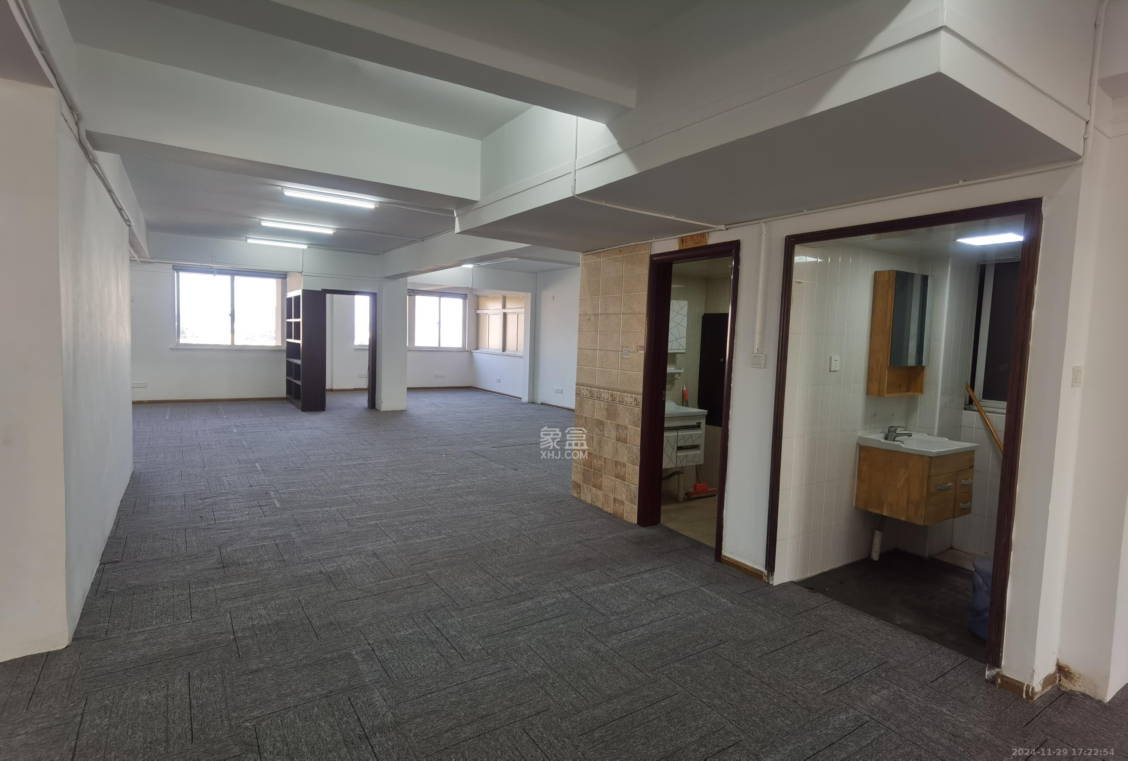 建鸿达现代公寓 1室1厅1卫 13800.0元/月 建鸿达现代公寓 1室1厅1卫 13800.0元/月室内图