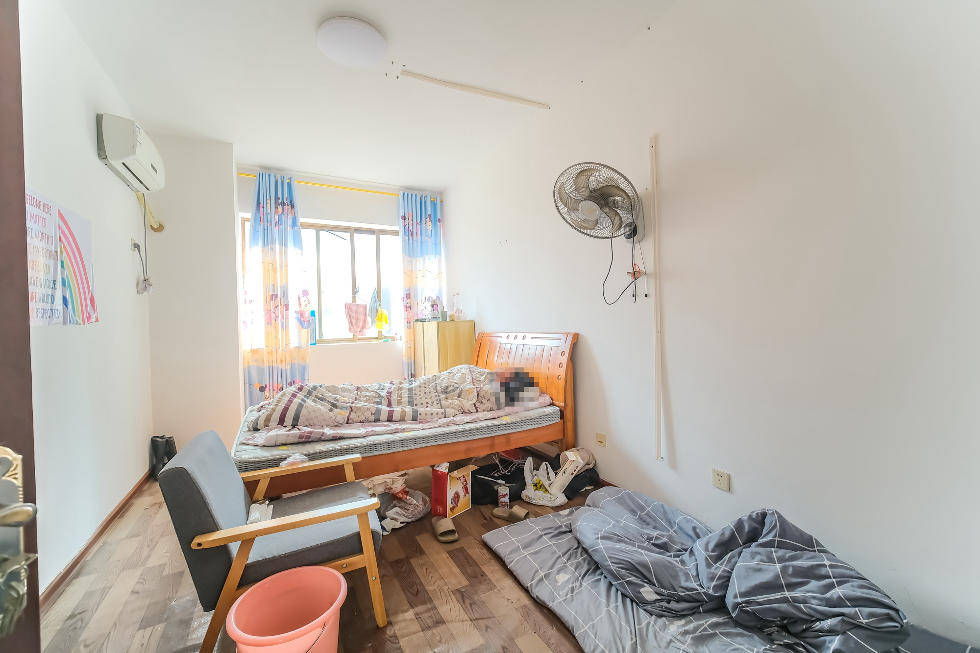 四季星城  3室2厅2卫    88.0万 四季星城  3室2厅2卫    88.0万卧室