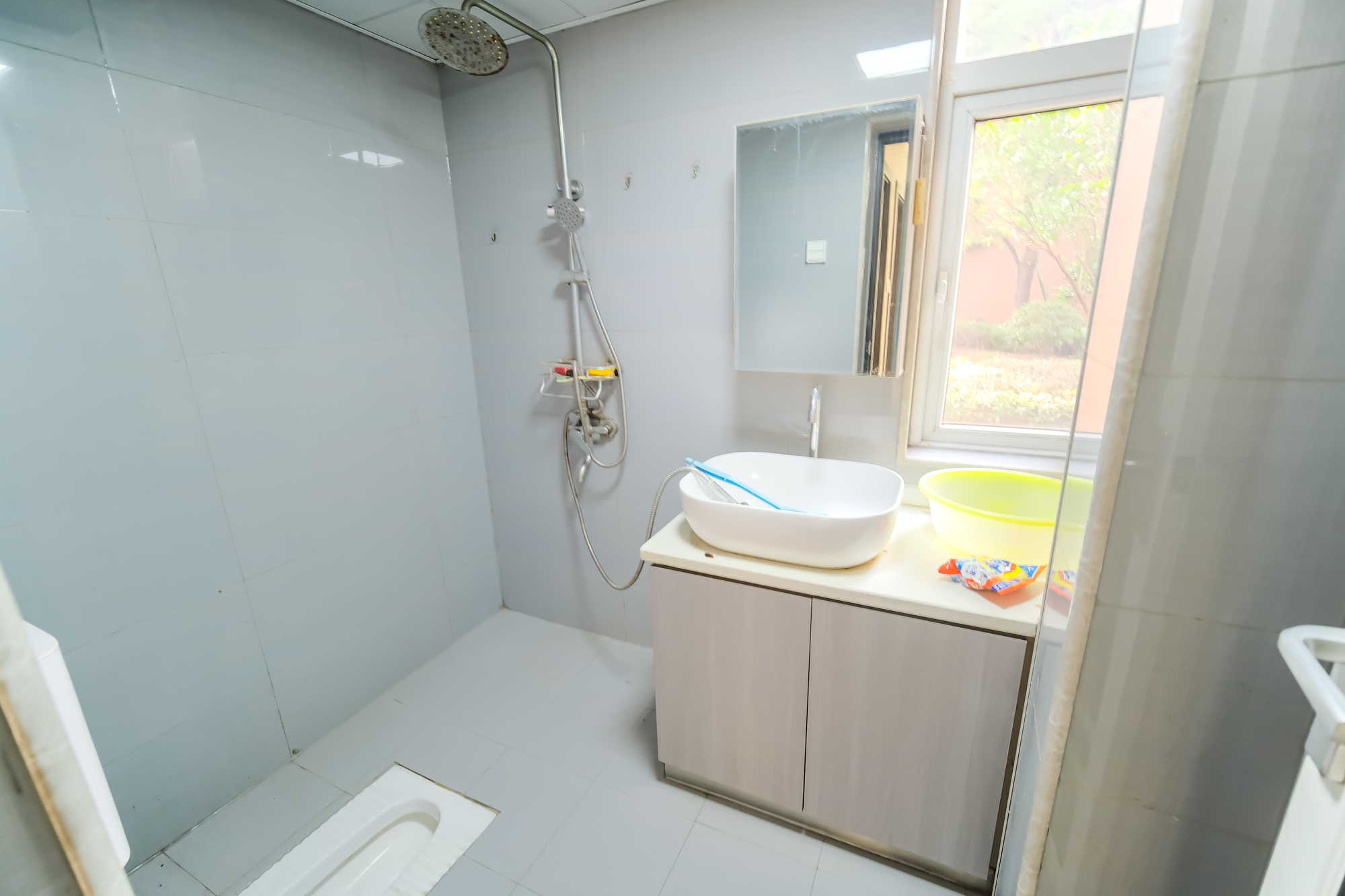 和悦城(蟠龙景苑) 3室2厅1卫 70.0万 和悦城(蟠龙景苑) 3室2厅1卫 70.0万卫生间