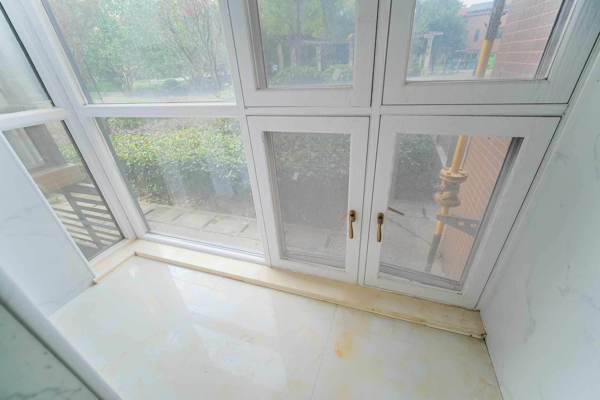 和悦城(蟠龙景苑) 3室2厅1卫 70.0万 和悦城(蟠龙景苑) 3室2厅1卫 70.0万阳台