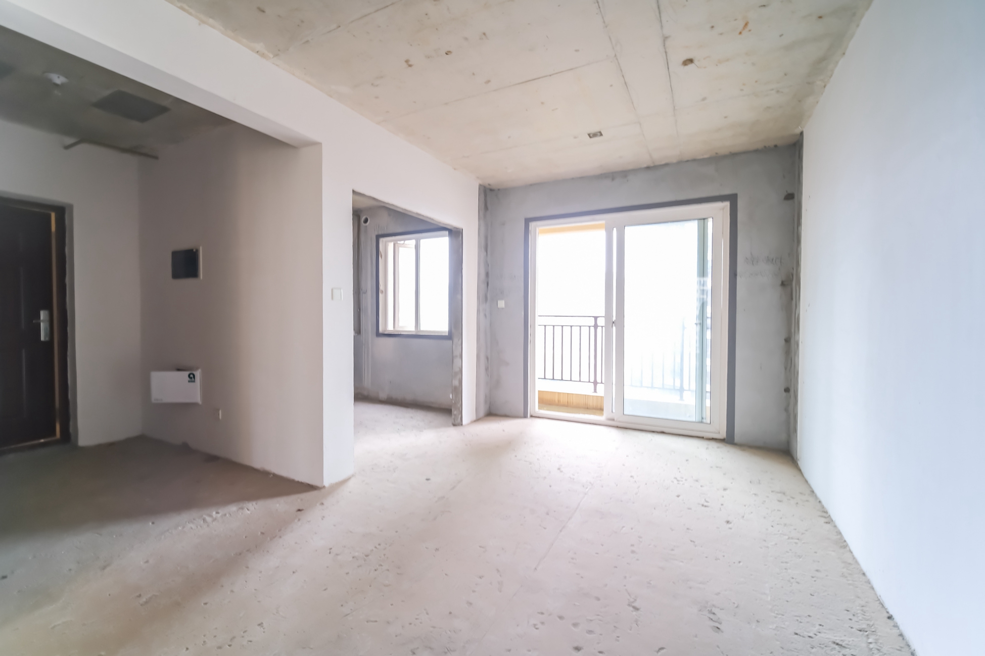 保利香槟国际 4室2厅2卫 85.0万 保利香槟国际 4室2厅2卫 85.0万客厅