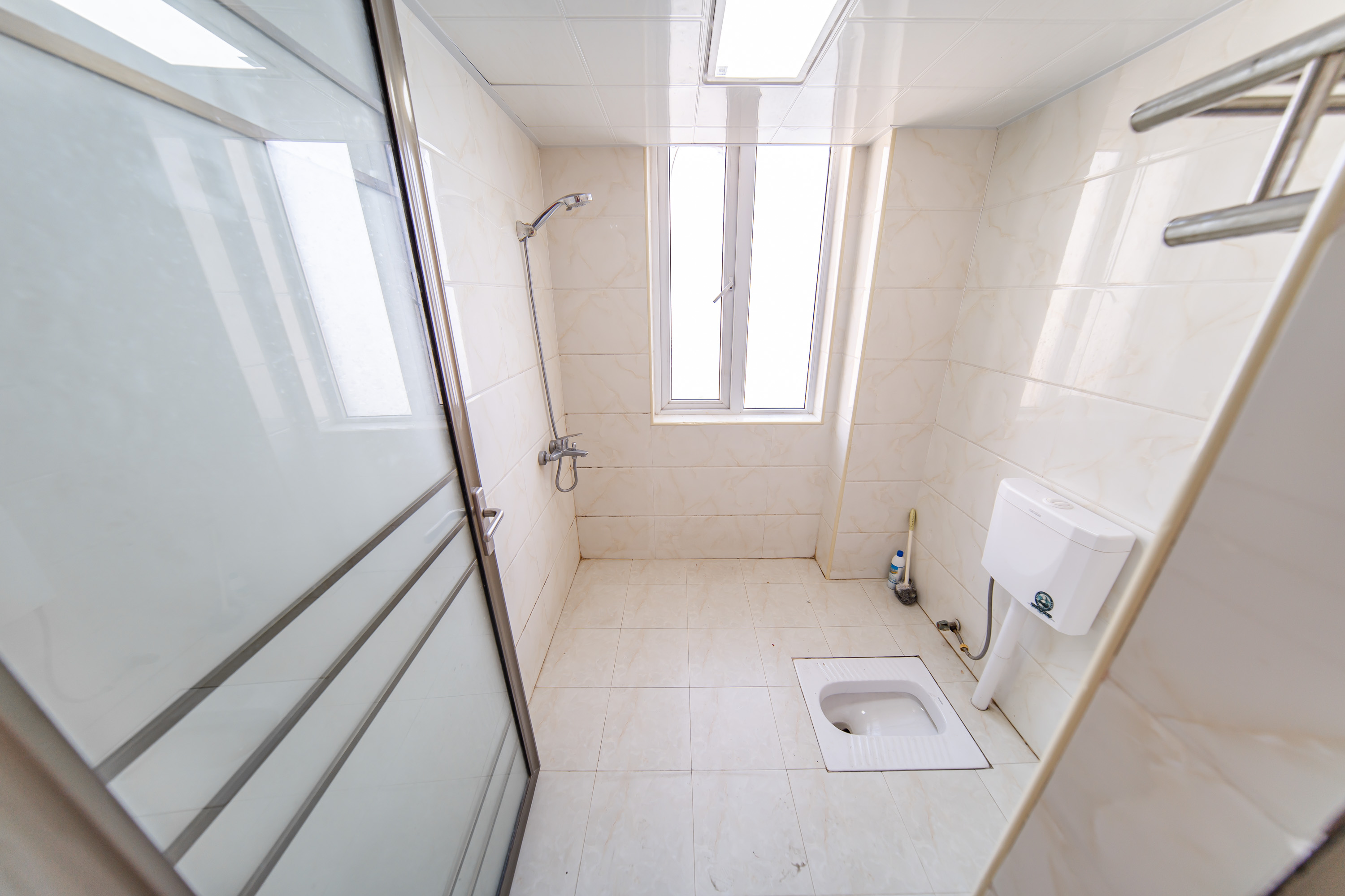 COCO蜜城  3室2厅1卫    76.0万卫生间