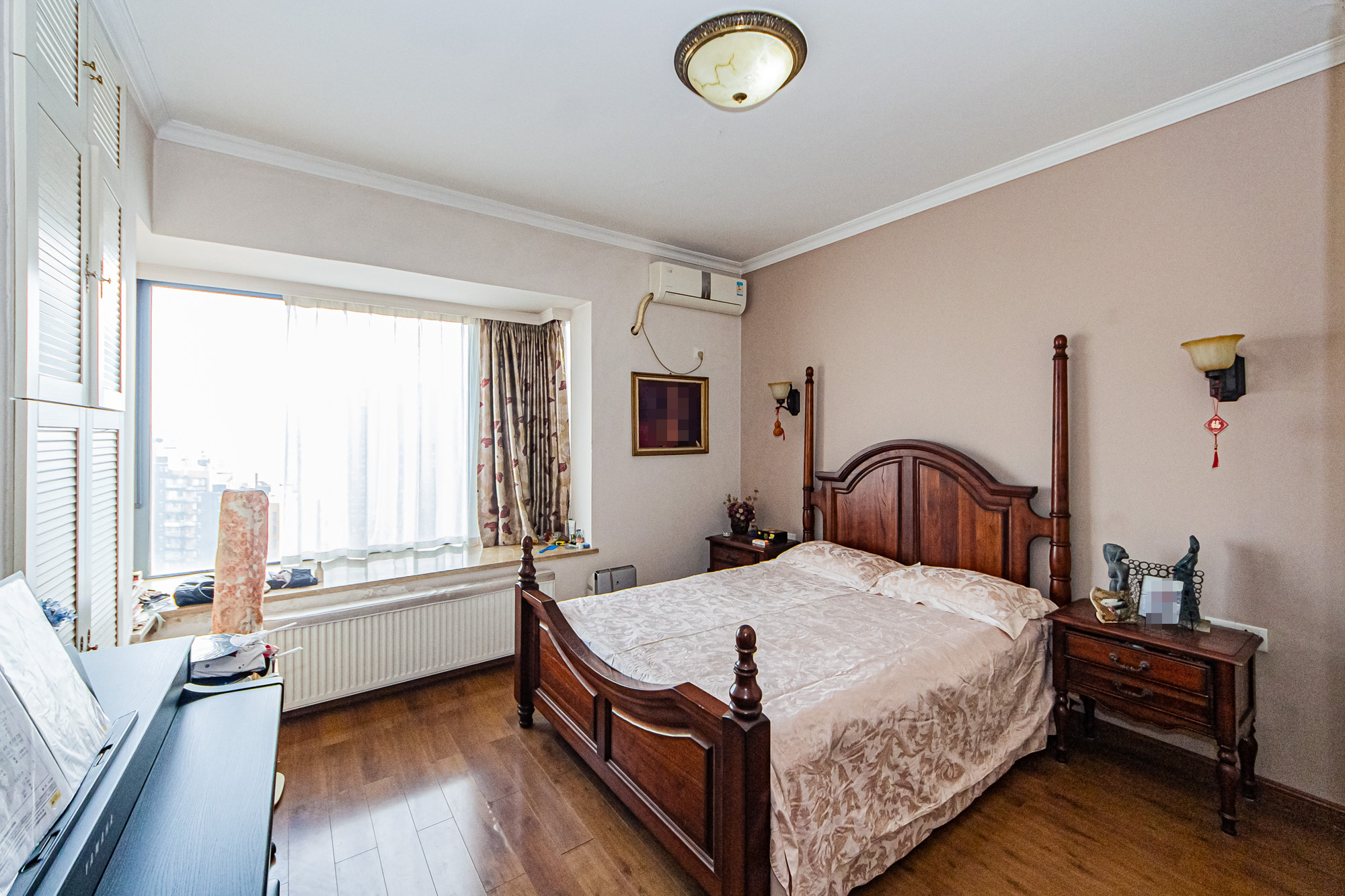 滨江君悦香邸  4室2厅2卫    129.8万 滨江君悦香邸  4室2厅2卫    129.8万卧室