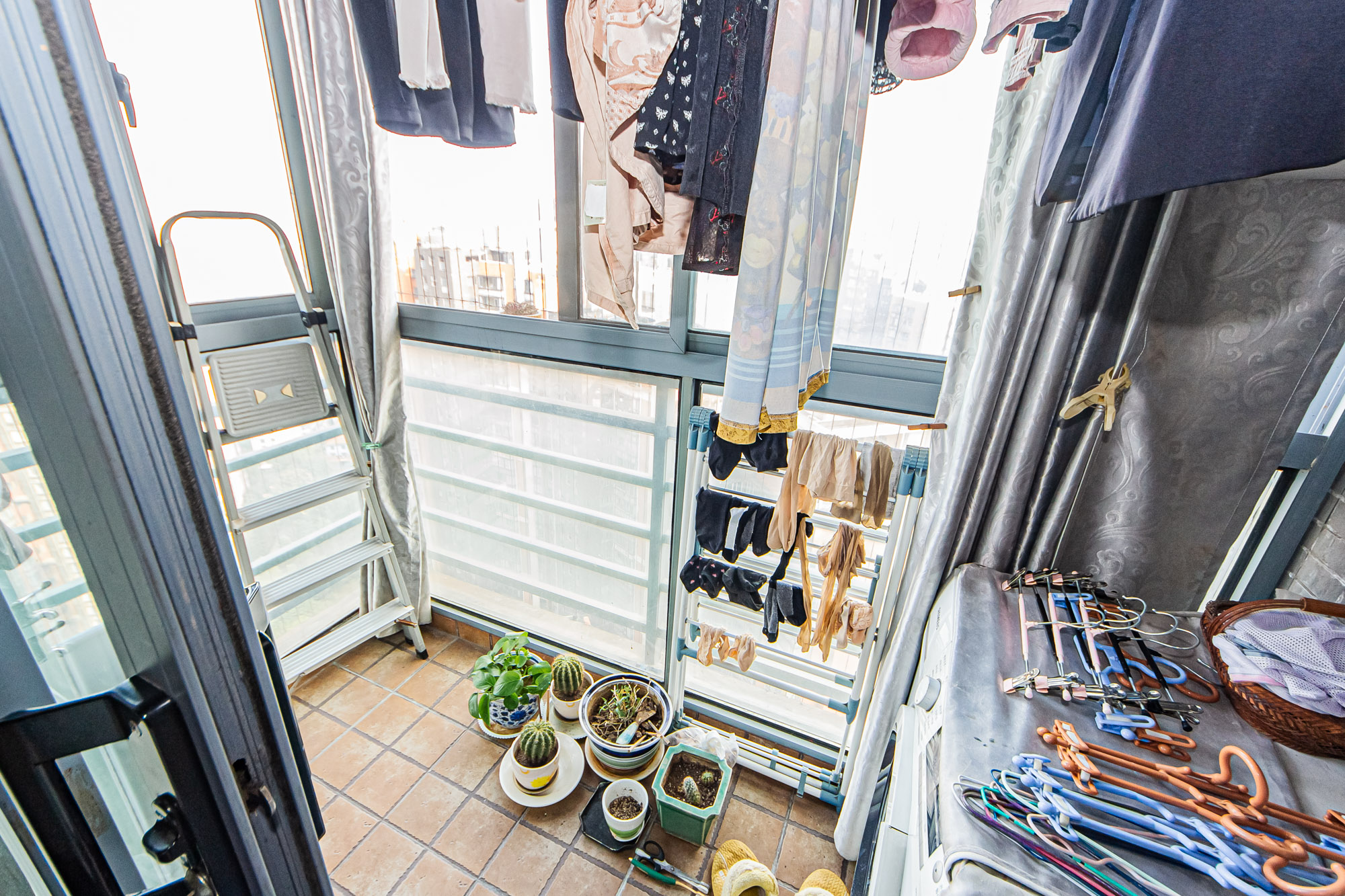 滨江君悦香邸  4室2厅2卫    129.8万阳台