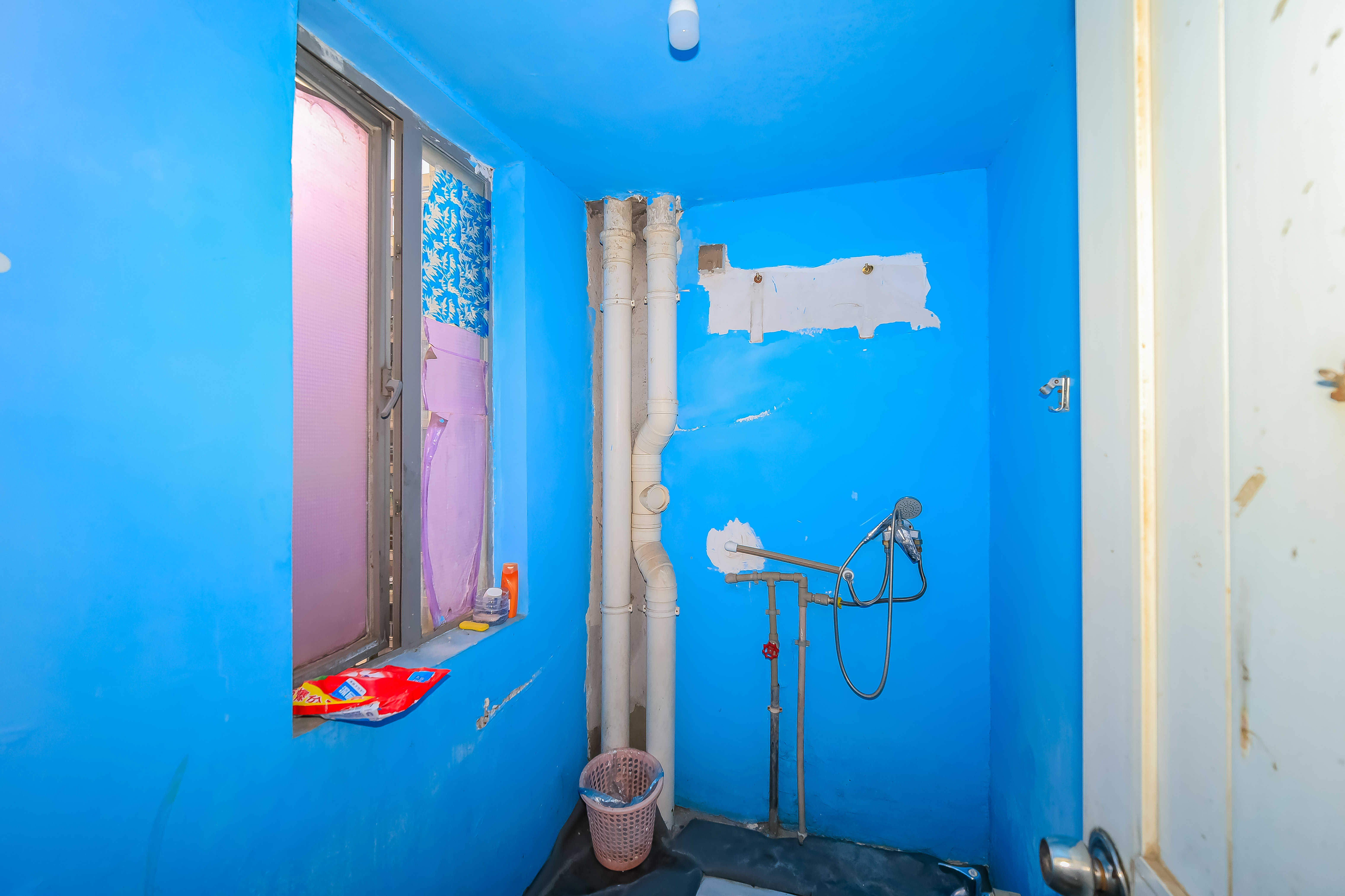 建鸿达华都(华都小户型及大华写字楼) 4室2厅2卫 228.0万 建鸿达华都(华都小户型及大华写字楼) 4室2厅2卫 228.0万卫生间