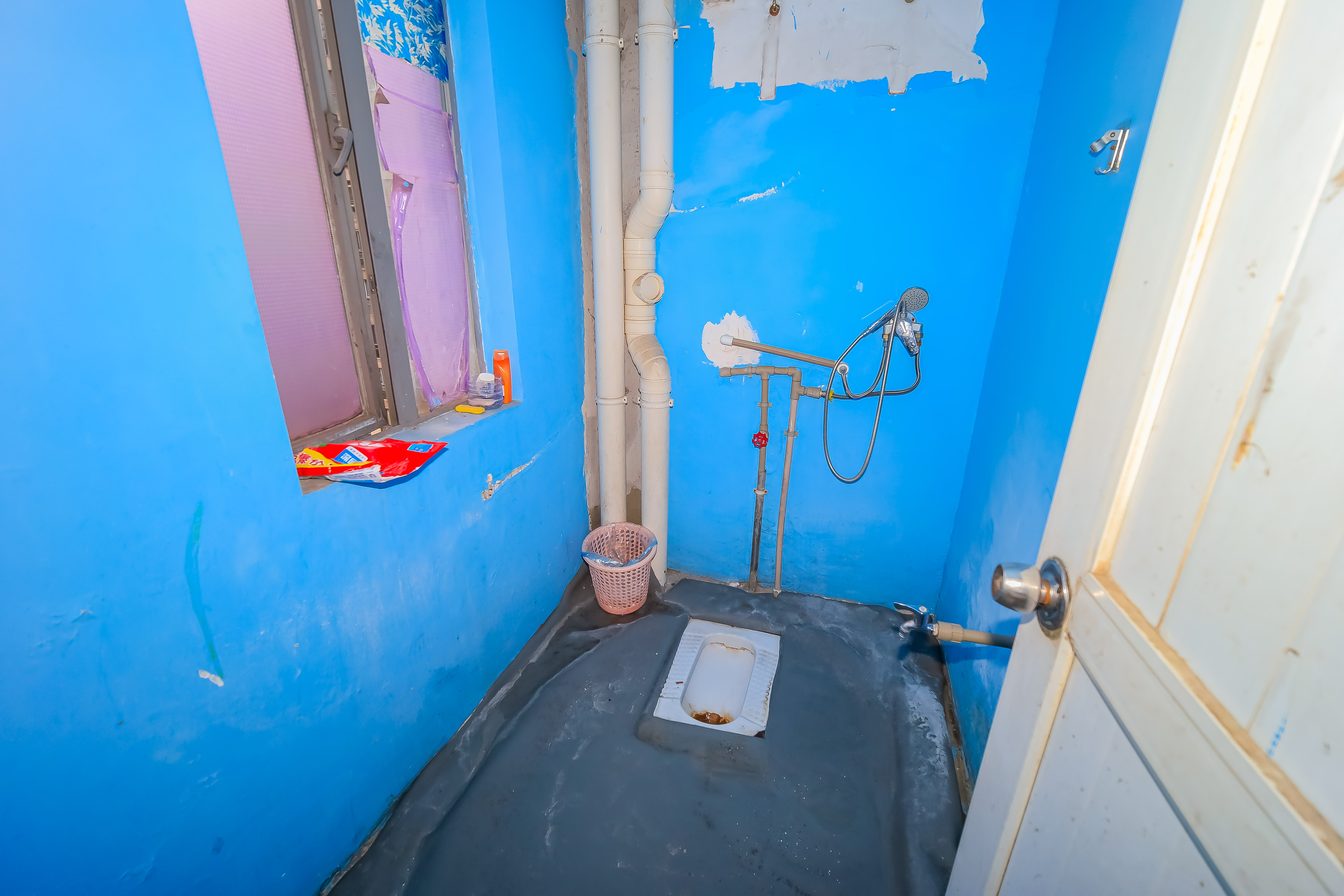 建鸿达华都(华都小户型及大华写字楼) 4室2厅2卫 228.0万 建鸿达华都(华都小户型及大华写字楼) 4室2厅2卫 228.0万卫生间