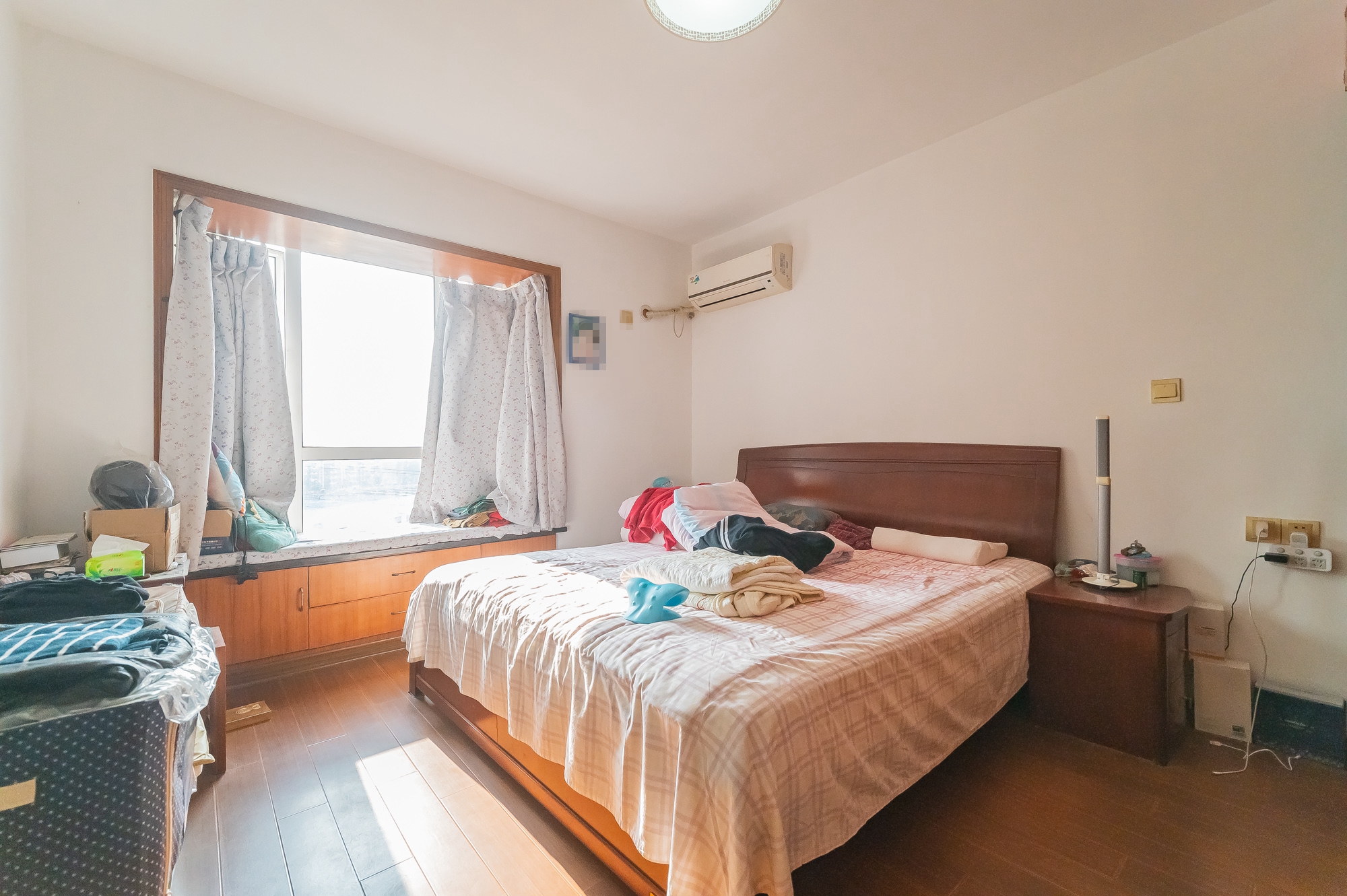 幸福里(幸福里一期)  3室2厅2卫    75.8万 幸福里(幸福里一期)  3室2厅2卫    75.8万卧室