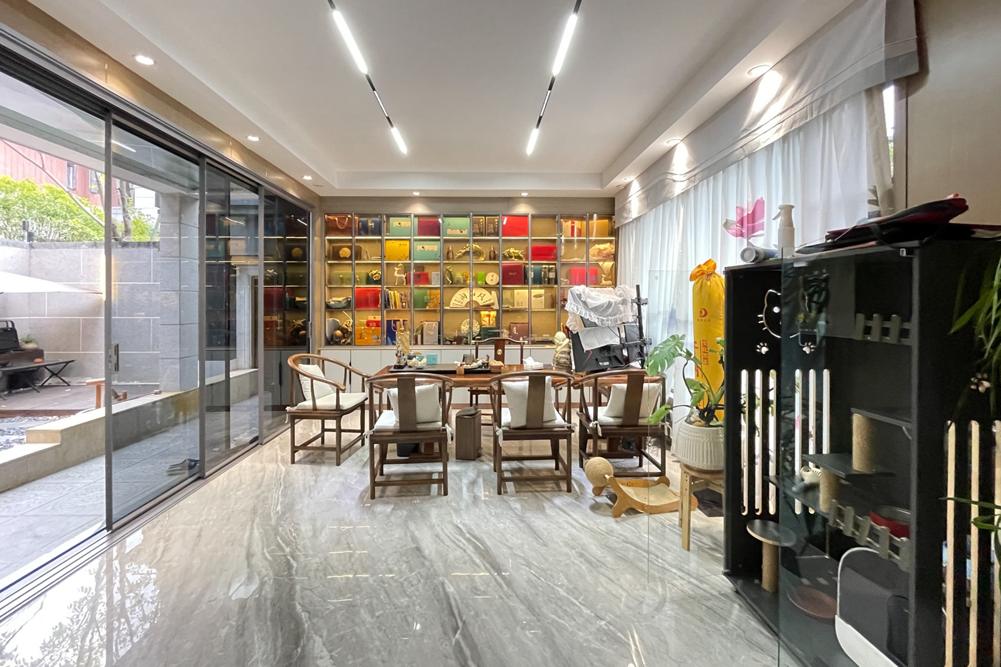 长沙院子 5室3厅5卫 360.0万 长沙院子 5室3厅5卫 360.0万客厅