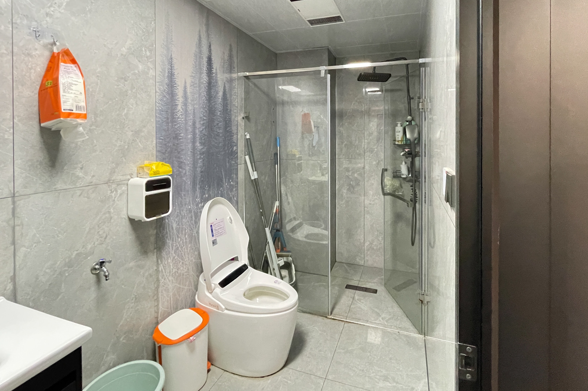 长沙院子 5室3厅5卫 360.0万 长沙院子 5室3厅5卫 360.0万卫生间