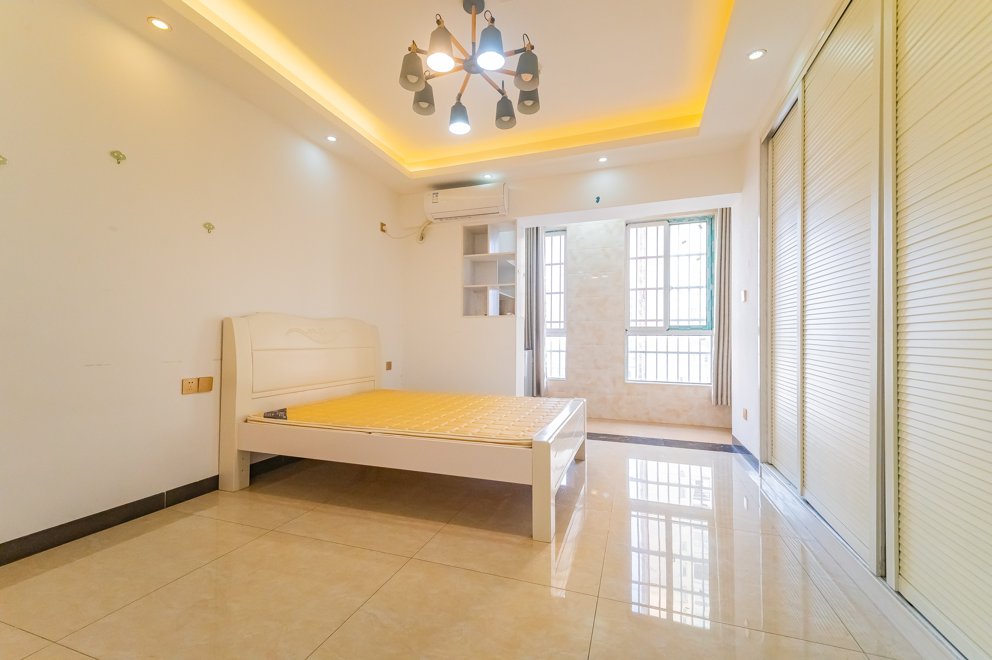 MOMA当代广场 1室1厅1卫 23.3万 MOMA当代广场 1室1厅1卫 23.3万客厅