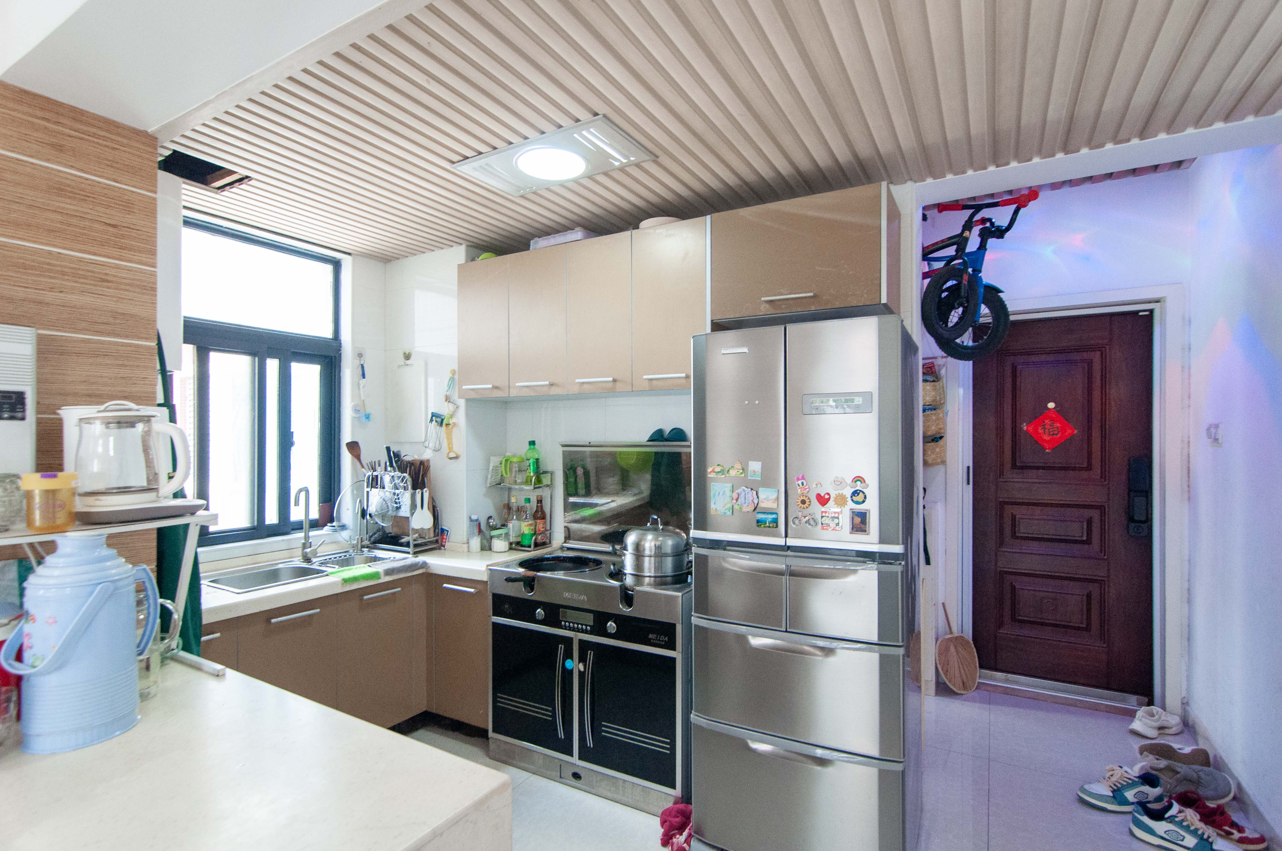 高鑫麓城 3室2厅1卫 116.0万 高鑫麓城 3室2厅1卫 116.0万厨房