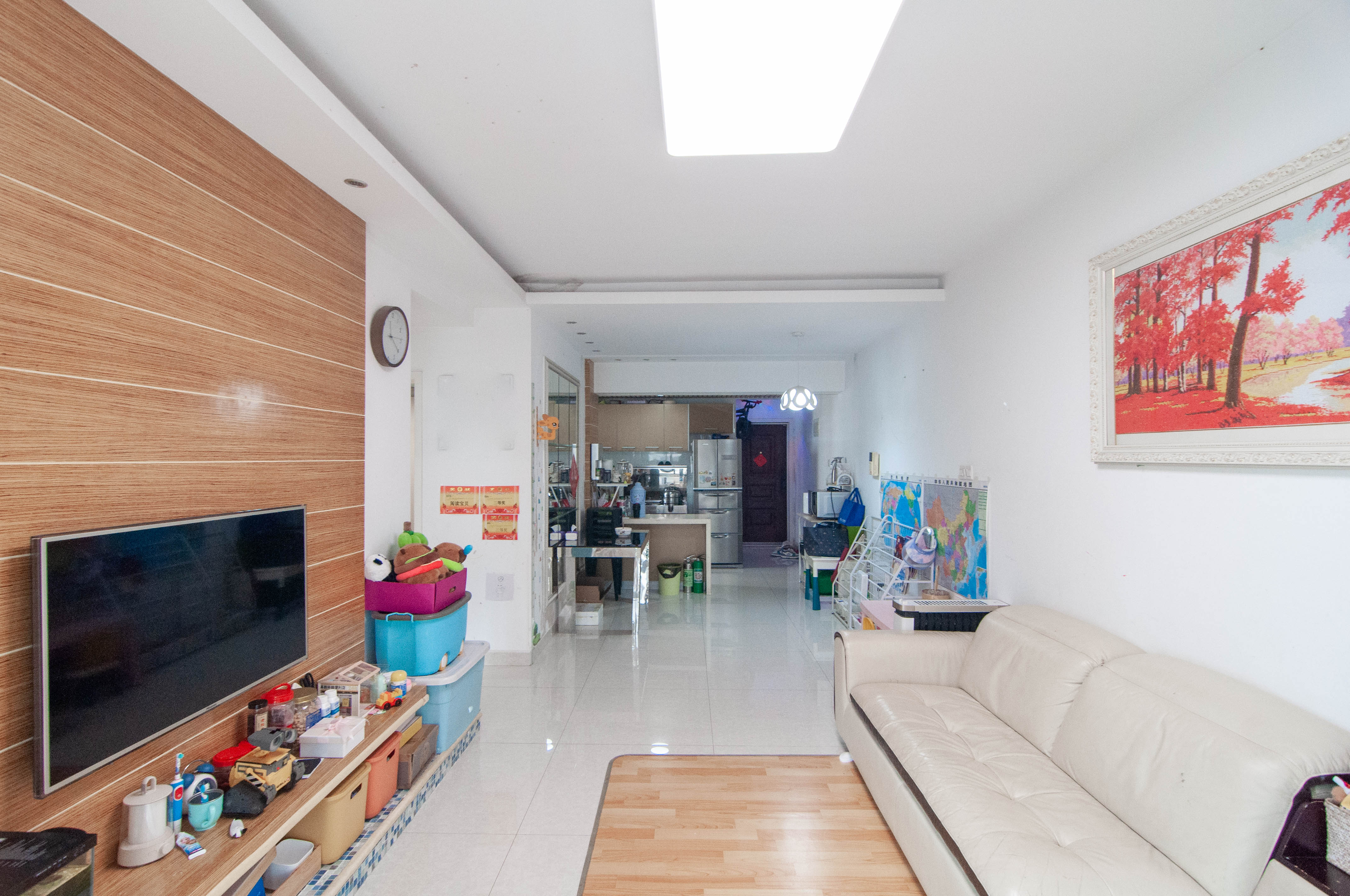 高鑫麓城 3室2厅1卫 116.0万 高鑫麓城 3室2厅1卫 116.0万客厅