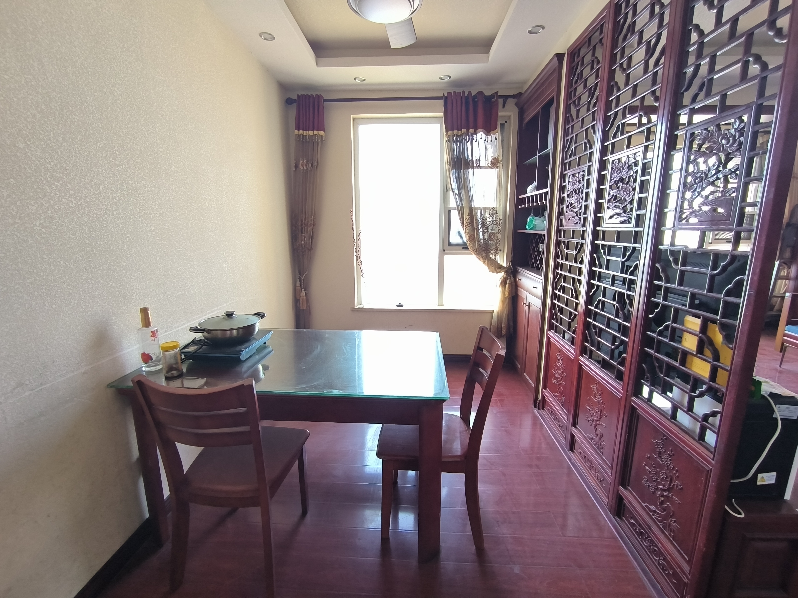 佳兆业金域天下三期 3室2厅2卫 52.8万 佳兆业金域天下三期 3室2厅2卫 52.8万室内图