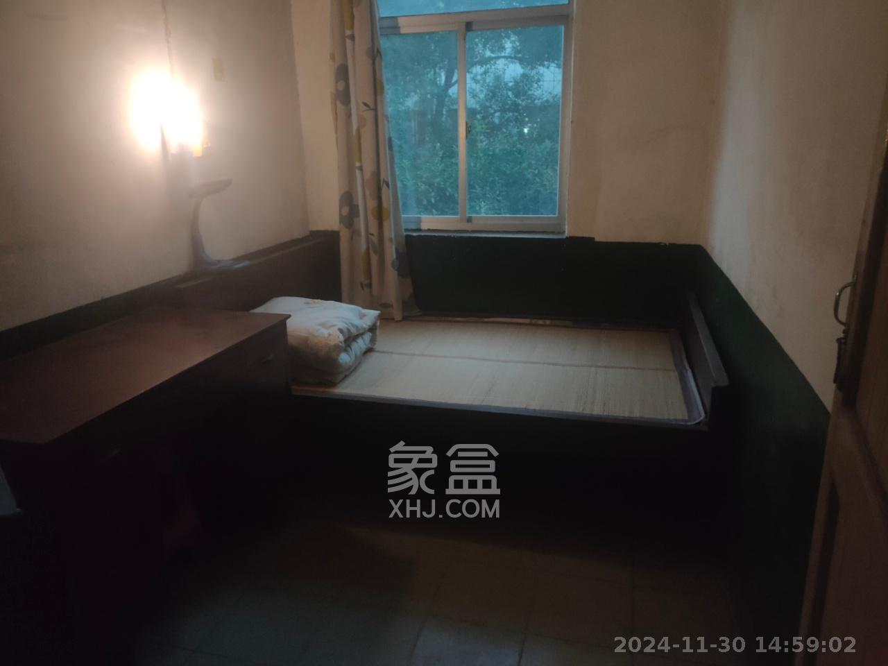 曙光小区  3室1厅1卫   1300.00元/月室内图