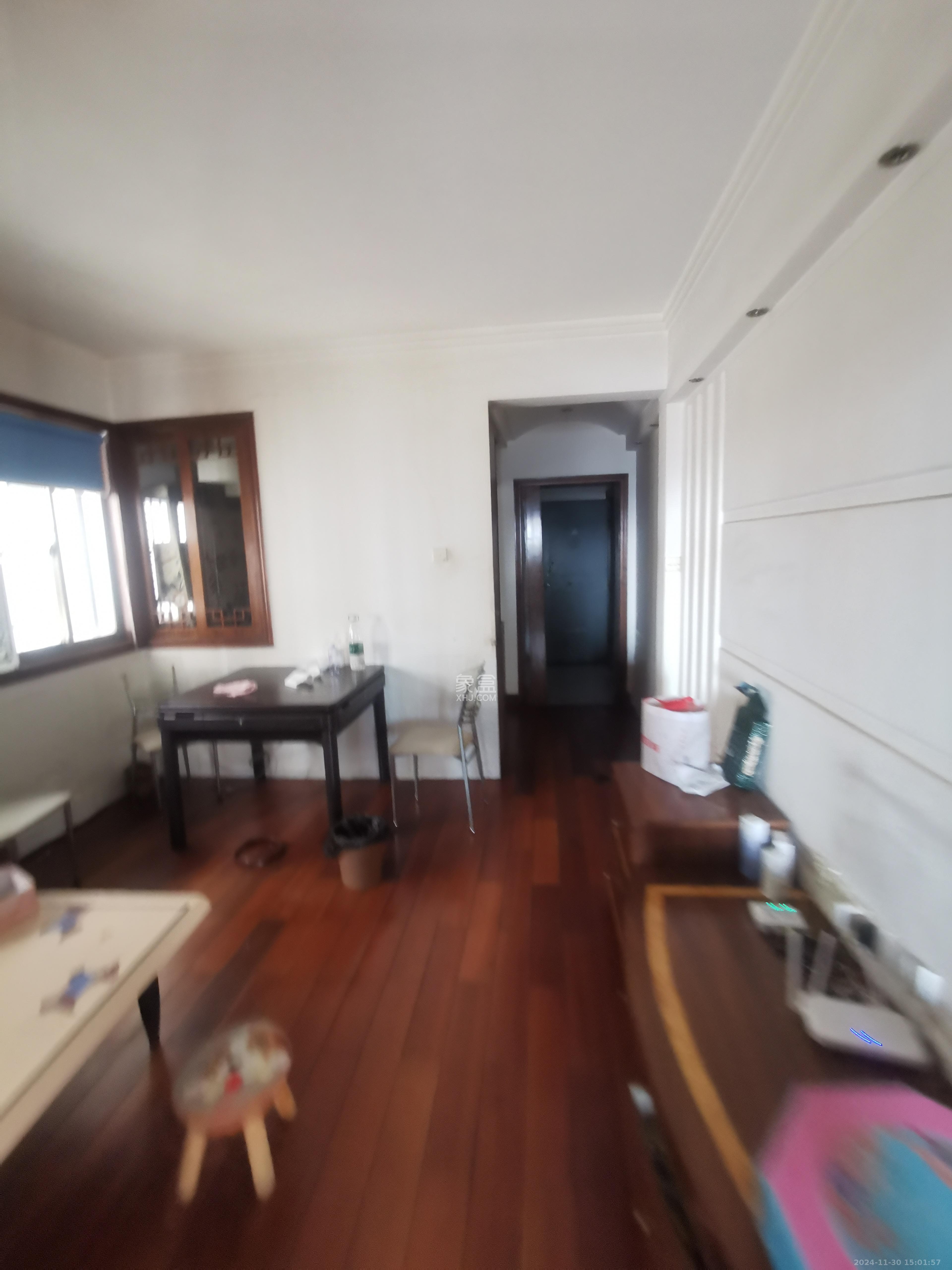 八一桥工商银行家属楼  1室1厅1卫   2400.00元/月室内图