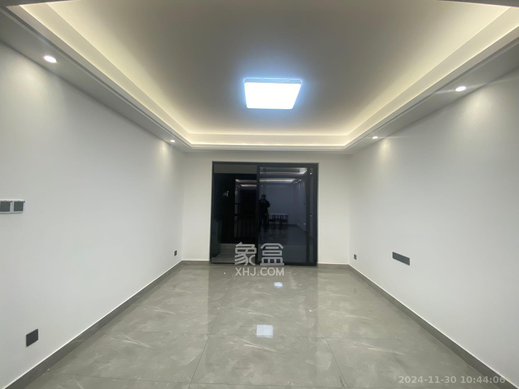 金富湘江悦城 3室2厅2卫 2500.0元/月 金富湘江悦城 3室2厅2卫 2500.0元/月室内图