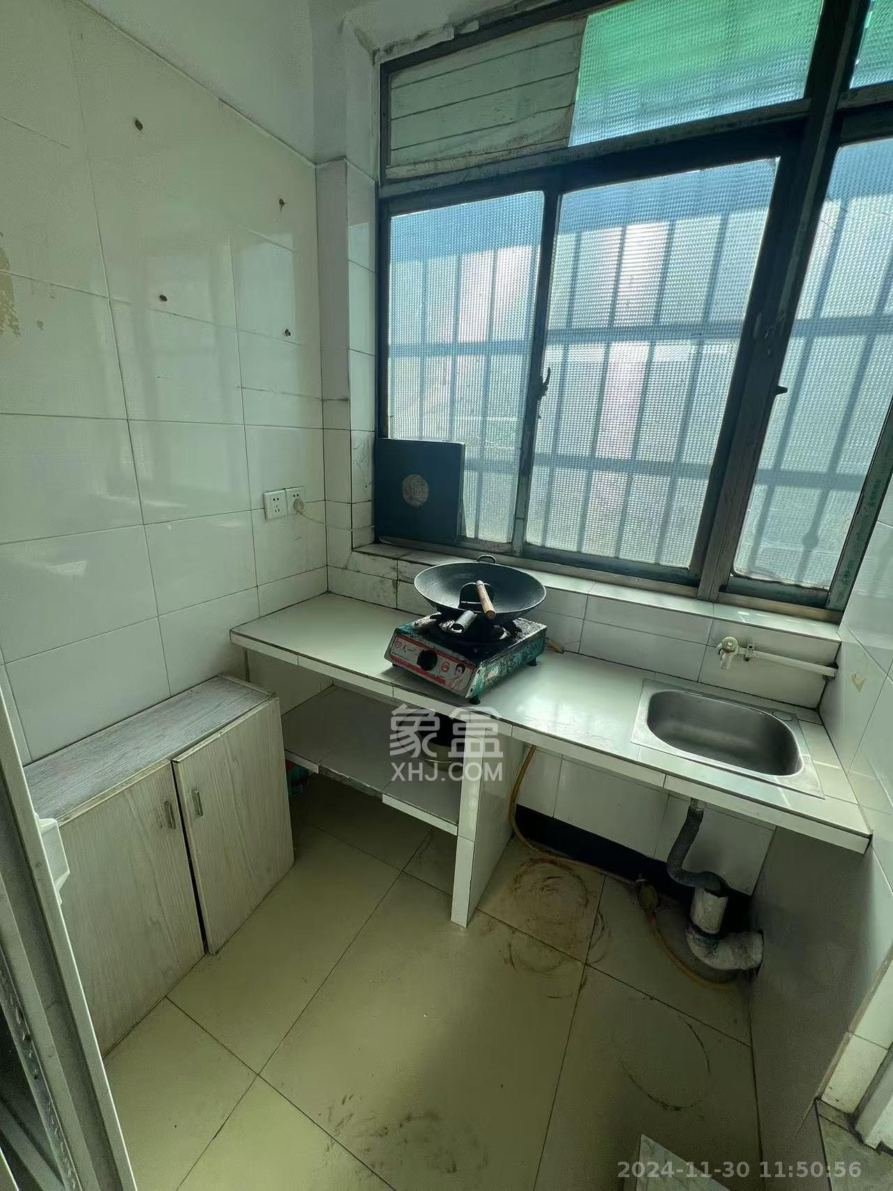 扬帆小区 1室1厅1卫 1200.0元/月 扬帆小区 1室1厅1卫 1200.0元/月室内图