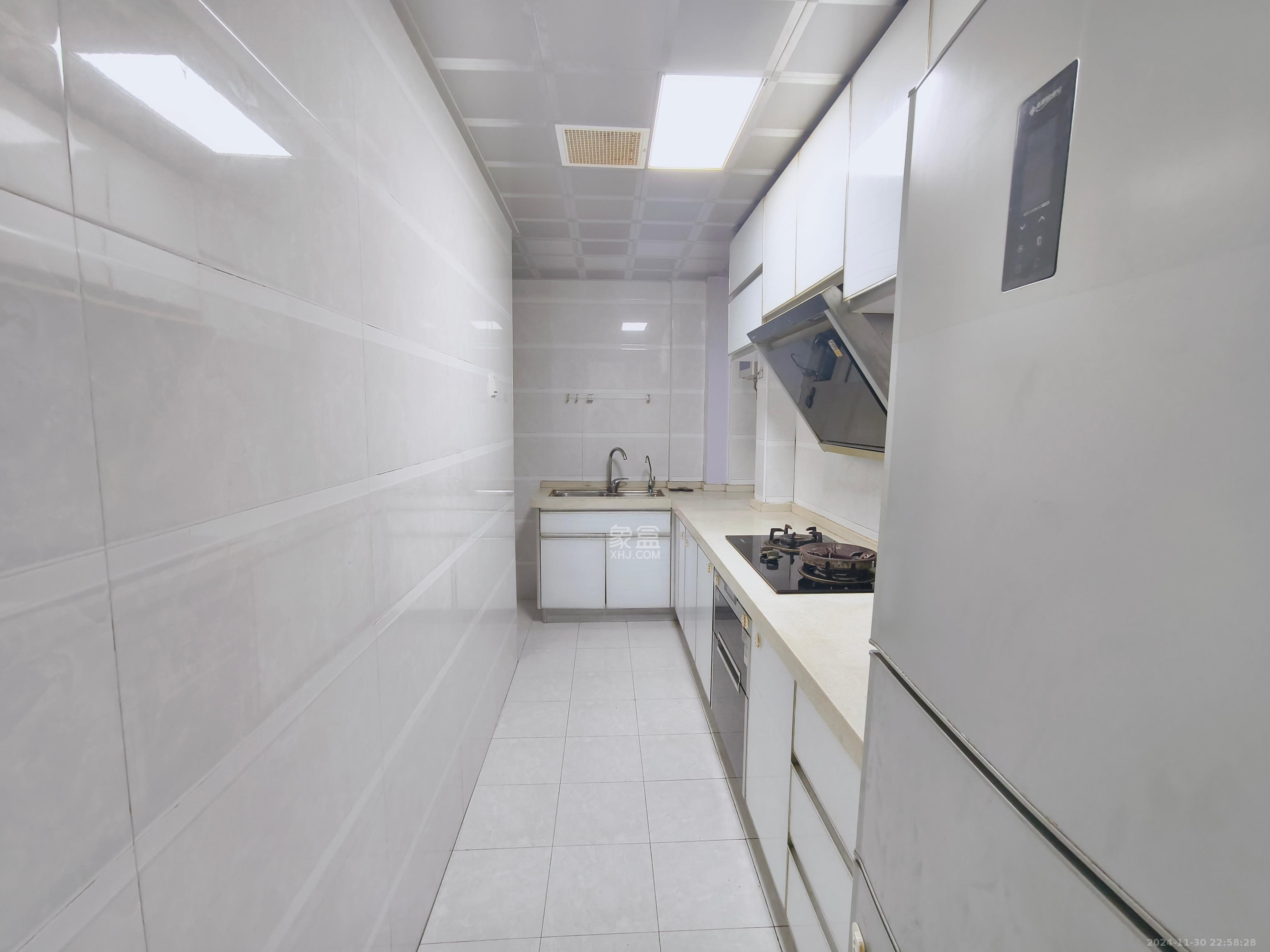 华龙家园(和泰家园)  3室0厅0卫    2000.0元/月 华龙家园(和泰家园)  3室0厅0卫    2000.0元/月室内图