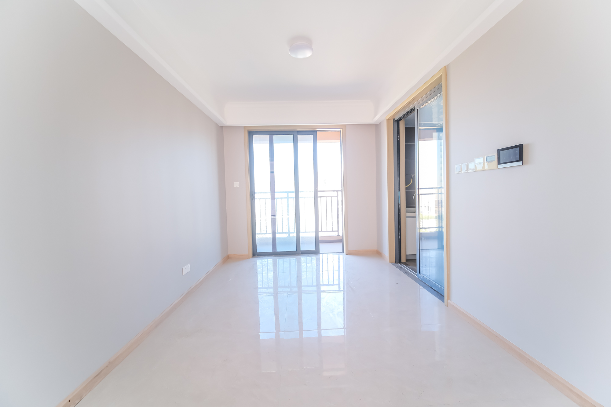 运达锦绣广场  3室2厅2卫    145.0万 运达锦绣广场  3室2厅2卫    145.0万客厅