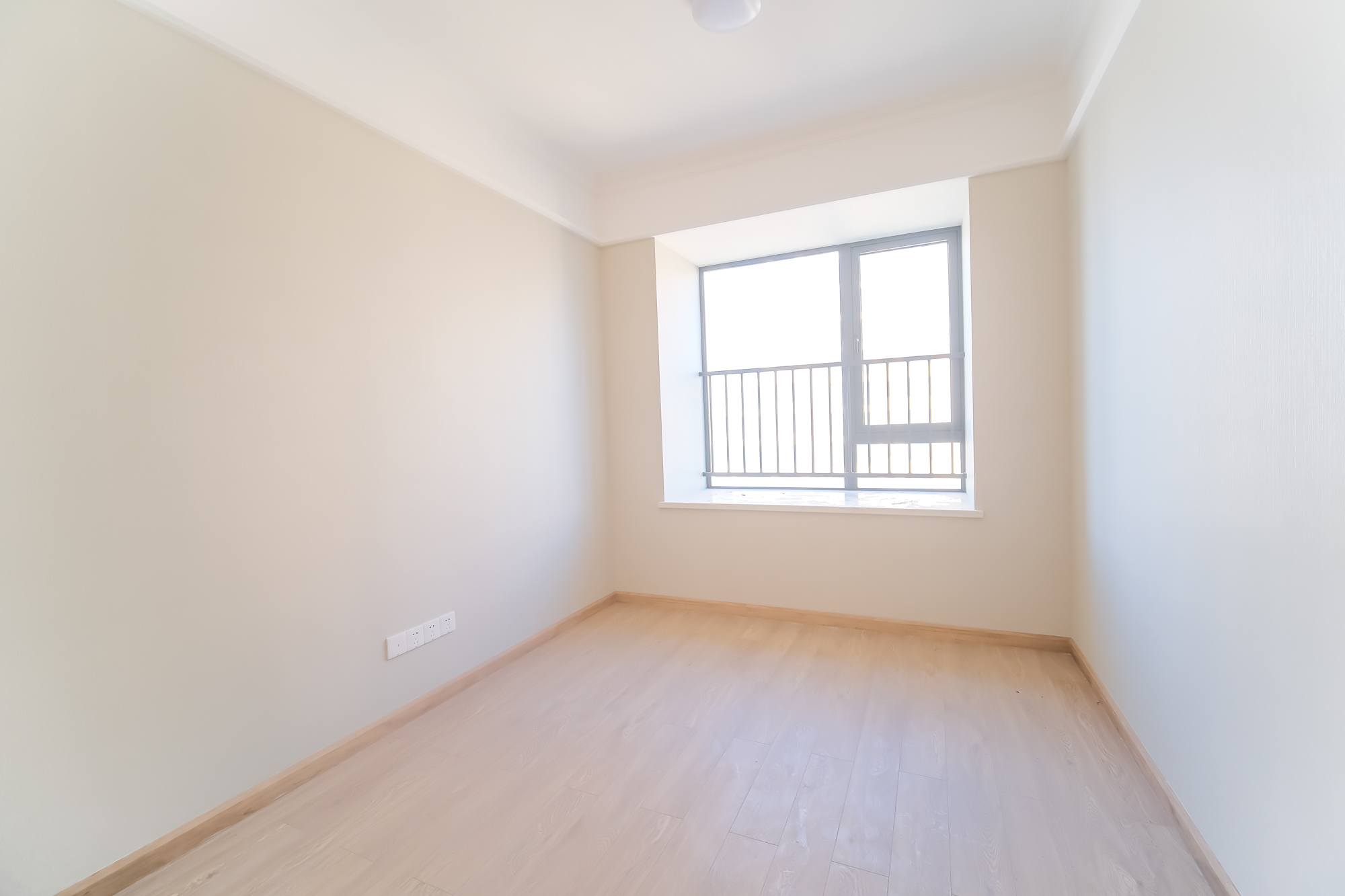 运达锦绣广场  4室2厅2卫    178.0万 运达锦绣广场  4室2厅2卫    178.0万卧室