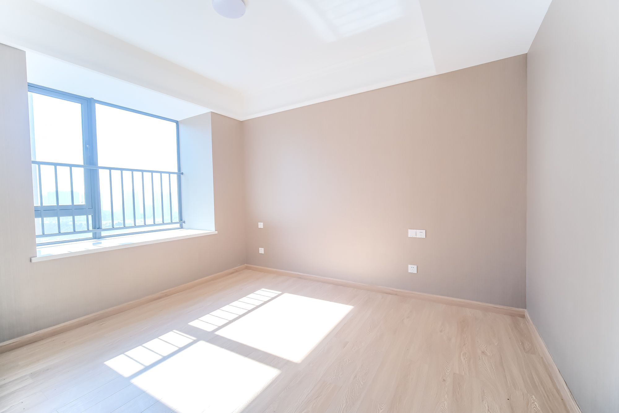 运达锦绣广场  3室2厅1卫    145.0万 运达锦绣广场  3室2厅1卫    145.0万卧室