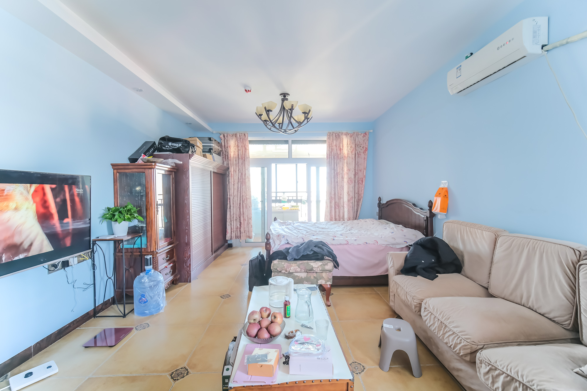 山水湾 1室1厅1卫 35.0万 山水湾 1室1厅1卫 35.0万客厅