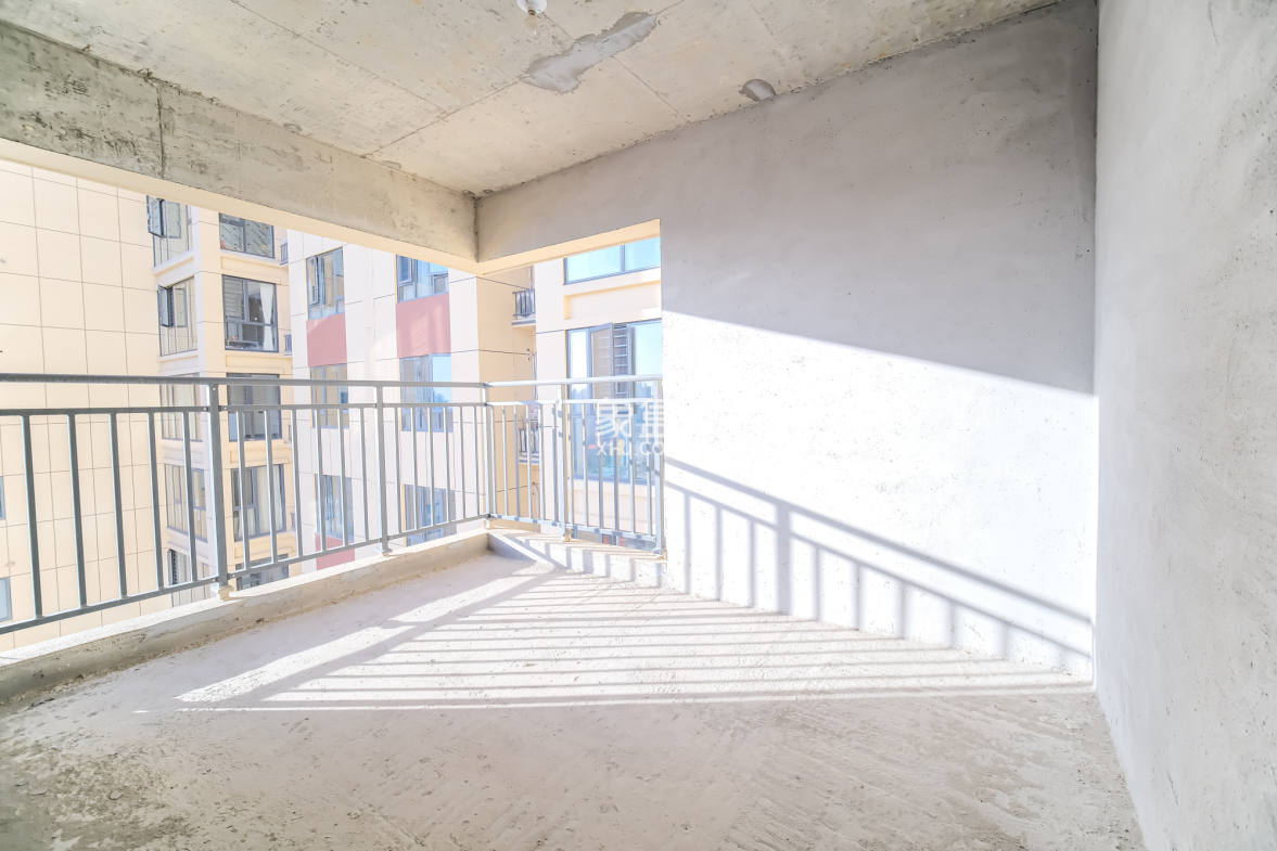 佳俊万家府 3室2厅1卫 95.0万 佳俊万家府 3室2厅1卫 95.0万卧室