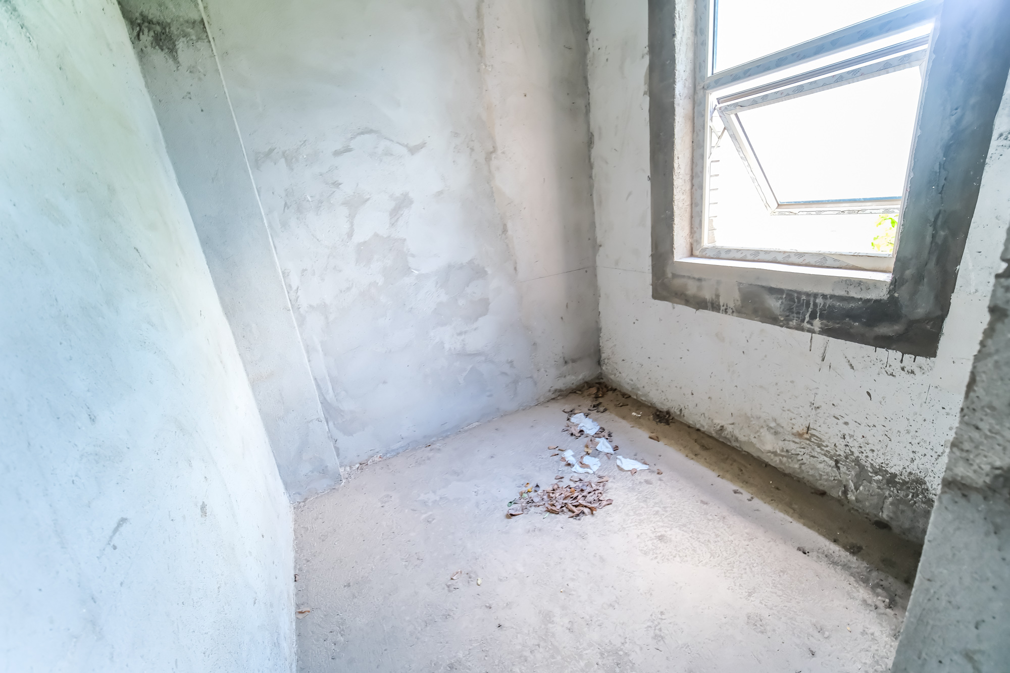 山水湾  6室2厅3卫    350.0万 山水湾  6室2厅3卫    350.0万卫生间