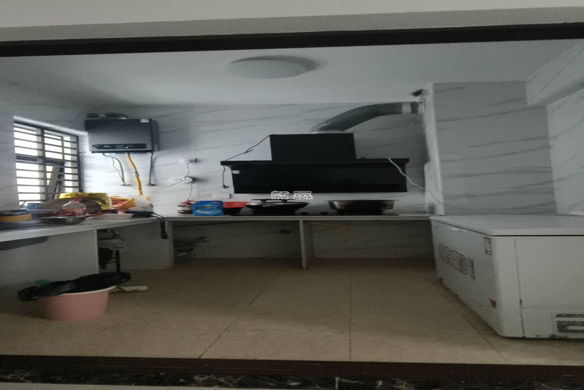 新琼雅苑 3室2厅1卫 105.0万 新琼雅苑 3室2厅1卫 105.0万室内图