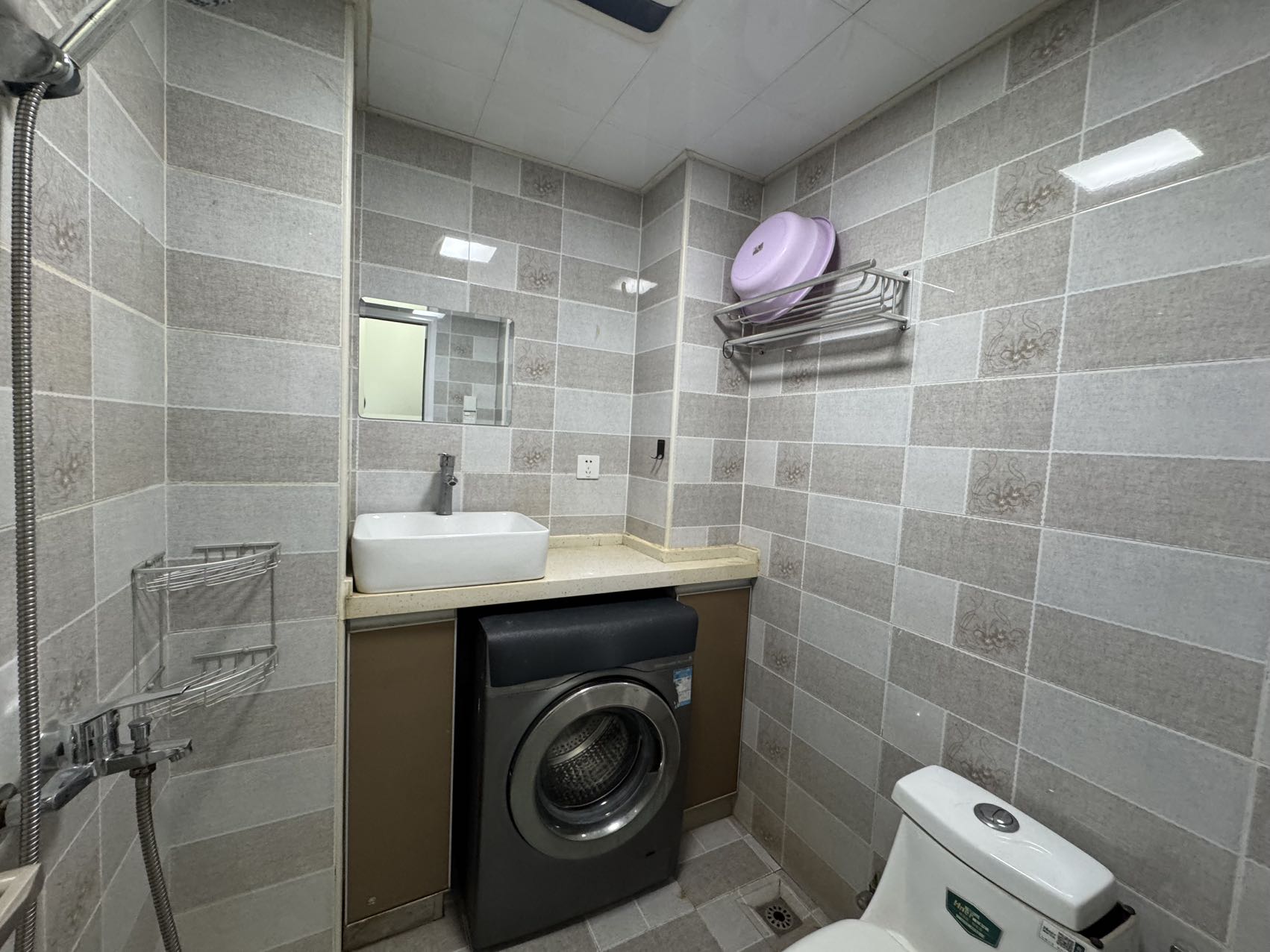 高升小区 1室2厅2卫 1500.0元/月 高升小区 1室2厅2卫 1500.0元/月室内图