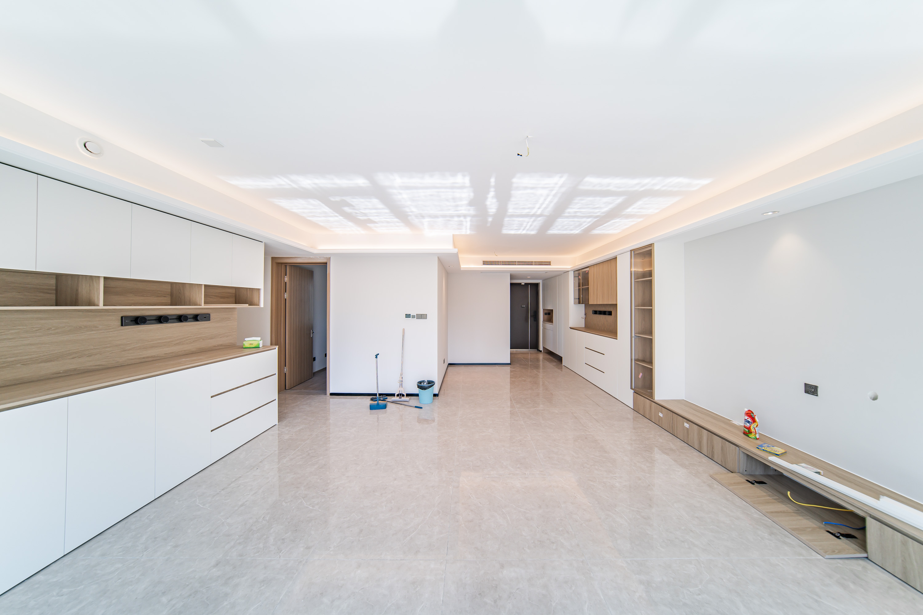 华润凯旋门一期 4室2厅2卫 157.0万 华润凯旋门一期 4室2厅2卫 157.0万客厅