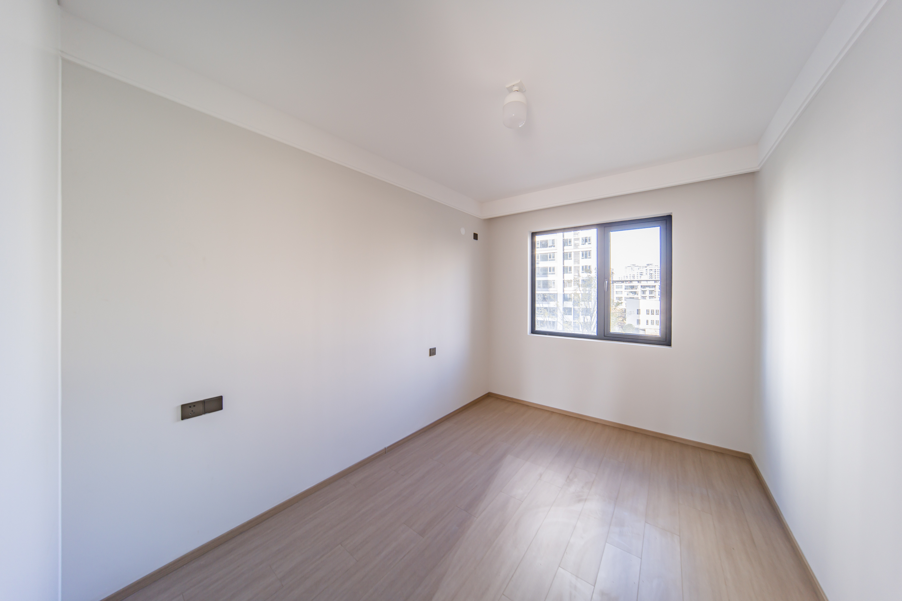 华润凯旋门一期 4室2厅2卫 157.0万 华润凯旋门一期 4室2厅2卫 157.0万卧室