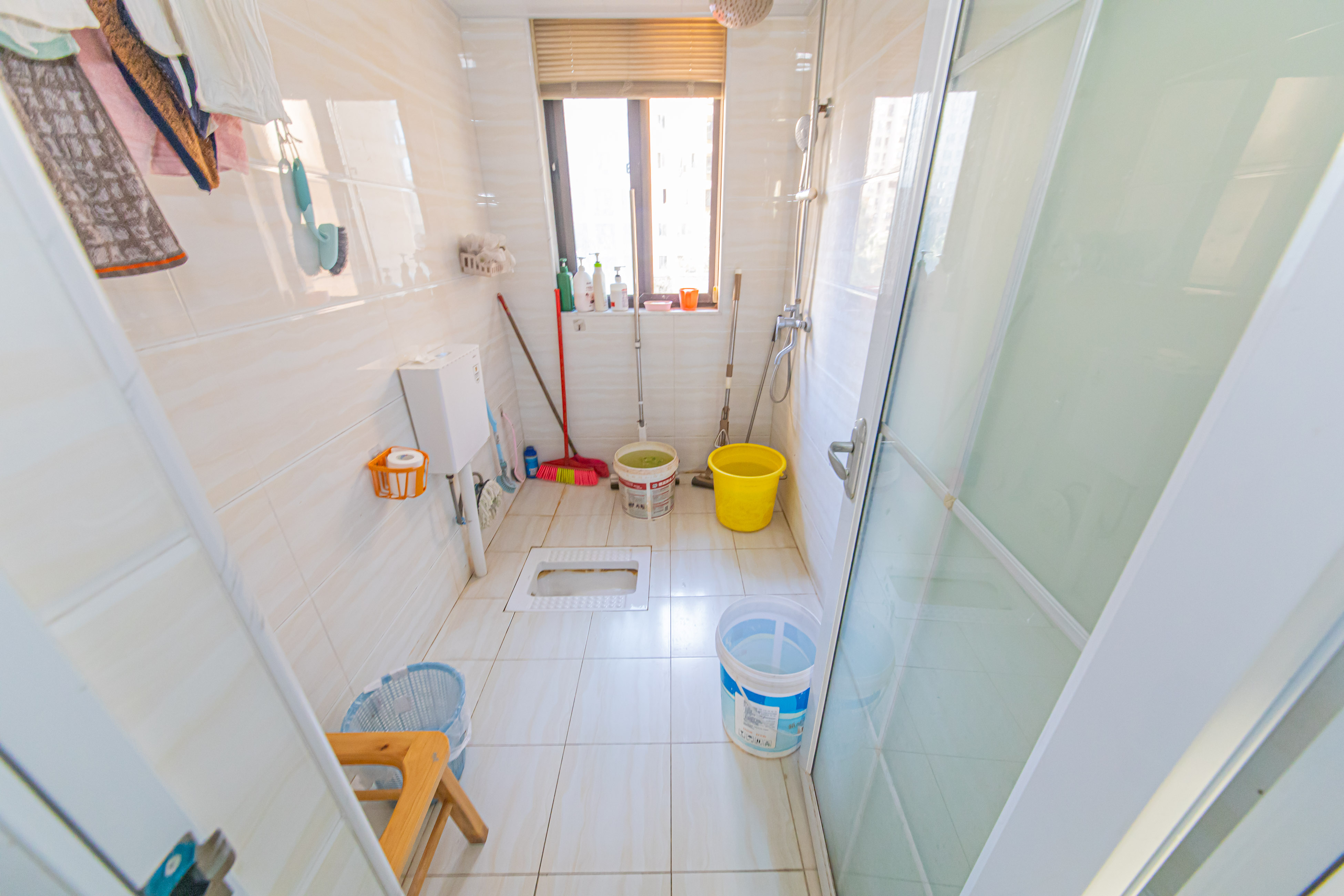 鑫远悦城(鑫远悦时代)  4室2厅2卫    98.0万 鑫远悦城(鑫远悦时代)  4室2厅2卫    98.0万卫生间