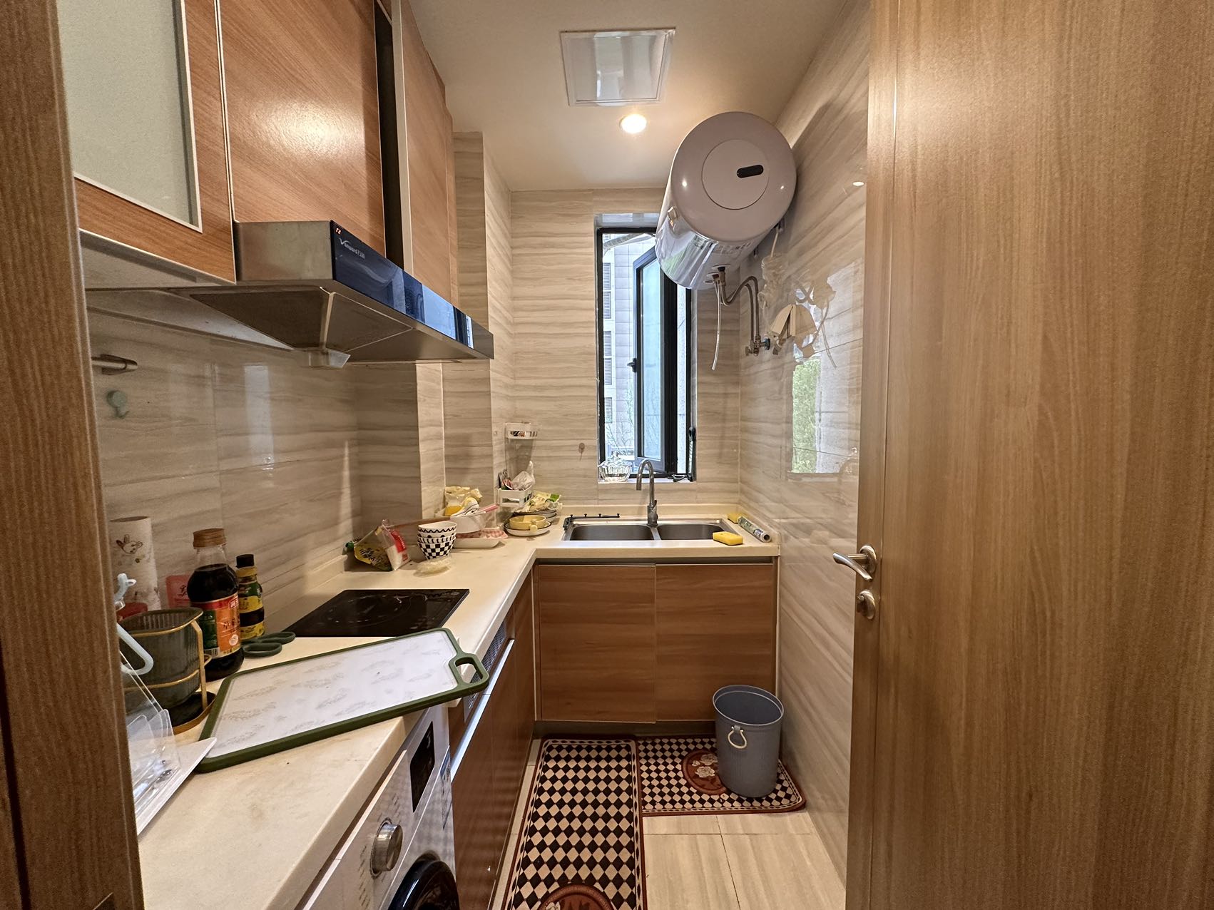 高升小区 1室2厅2卫 1600.0元/月 高升小区 1室2厅2卫 1600.0元/月室内图