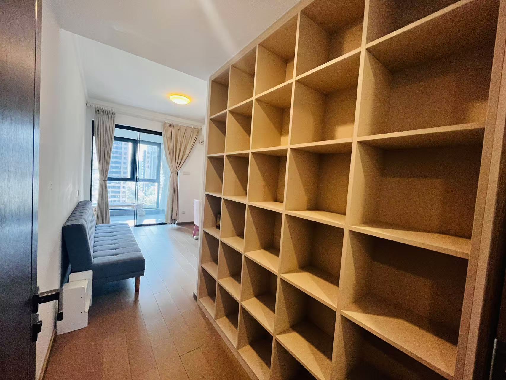 龙湖铂金中心(龙湖春江郦城)  4室2厅2卫    7000.0元/月 龙湖铂金中心(龙湖春江郦城)  4室2厅2卫    7000.0元/月室内图