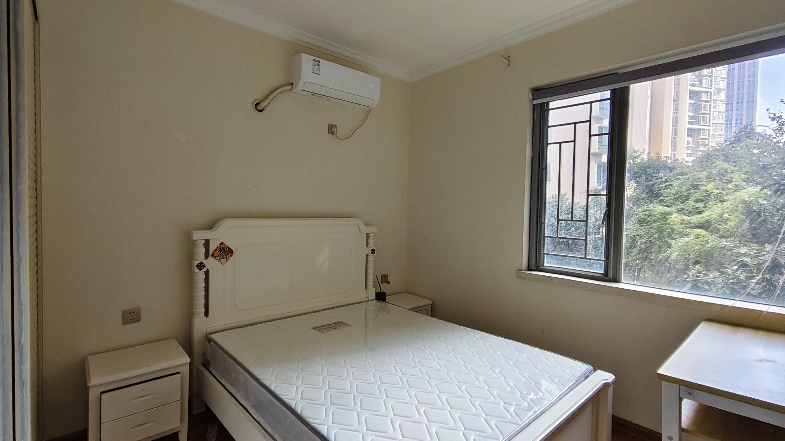 新城新世界一二三期 1室1厅1卫 2300.0元/月 新城新世界一二三期 1室1厅1卫 2300.0元/月室内图