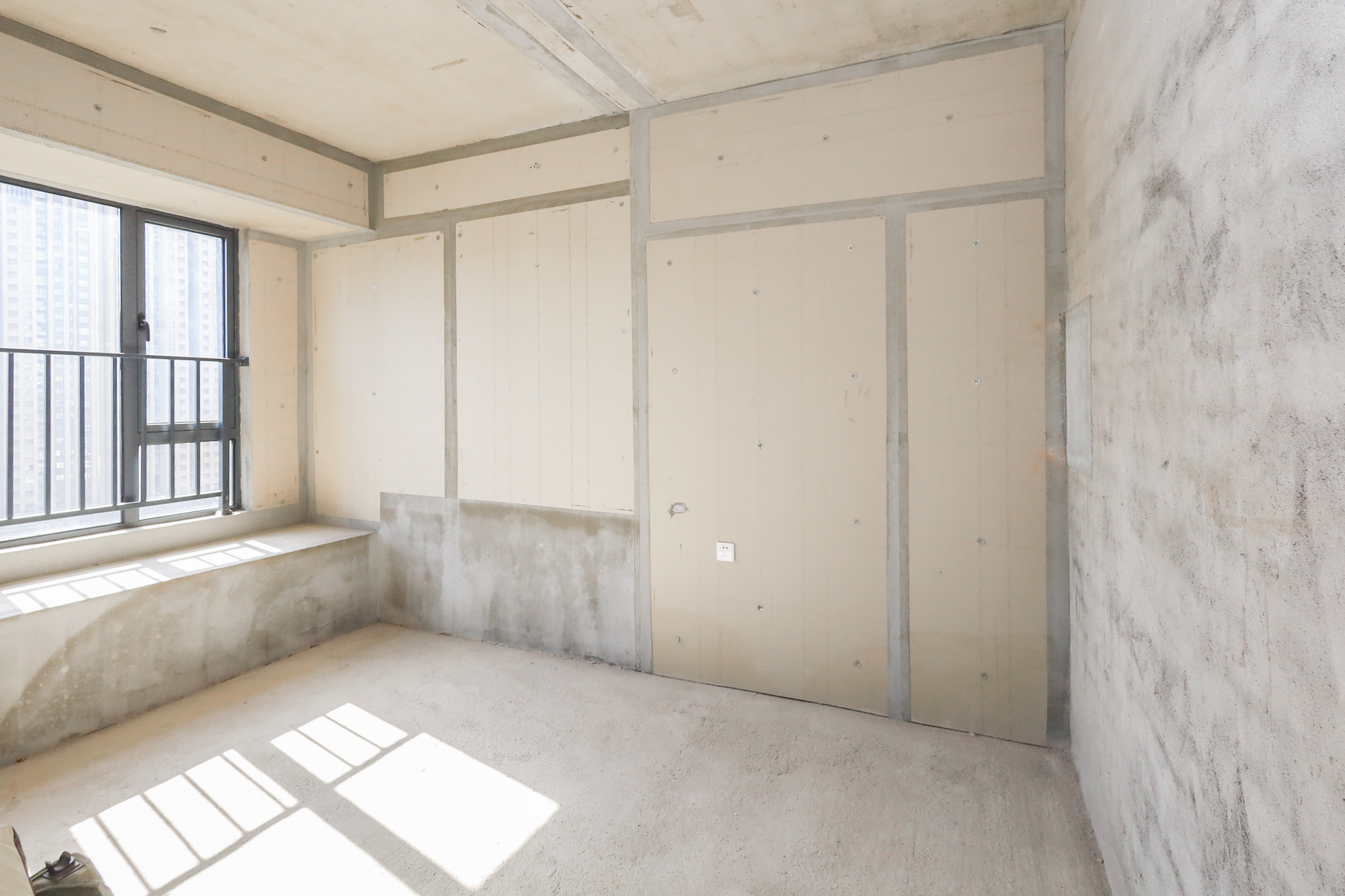 轨道中建麓江府  1室0厅0卫   230.00万卧室