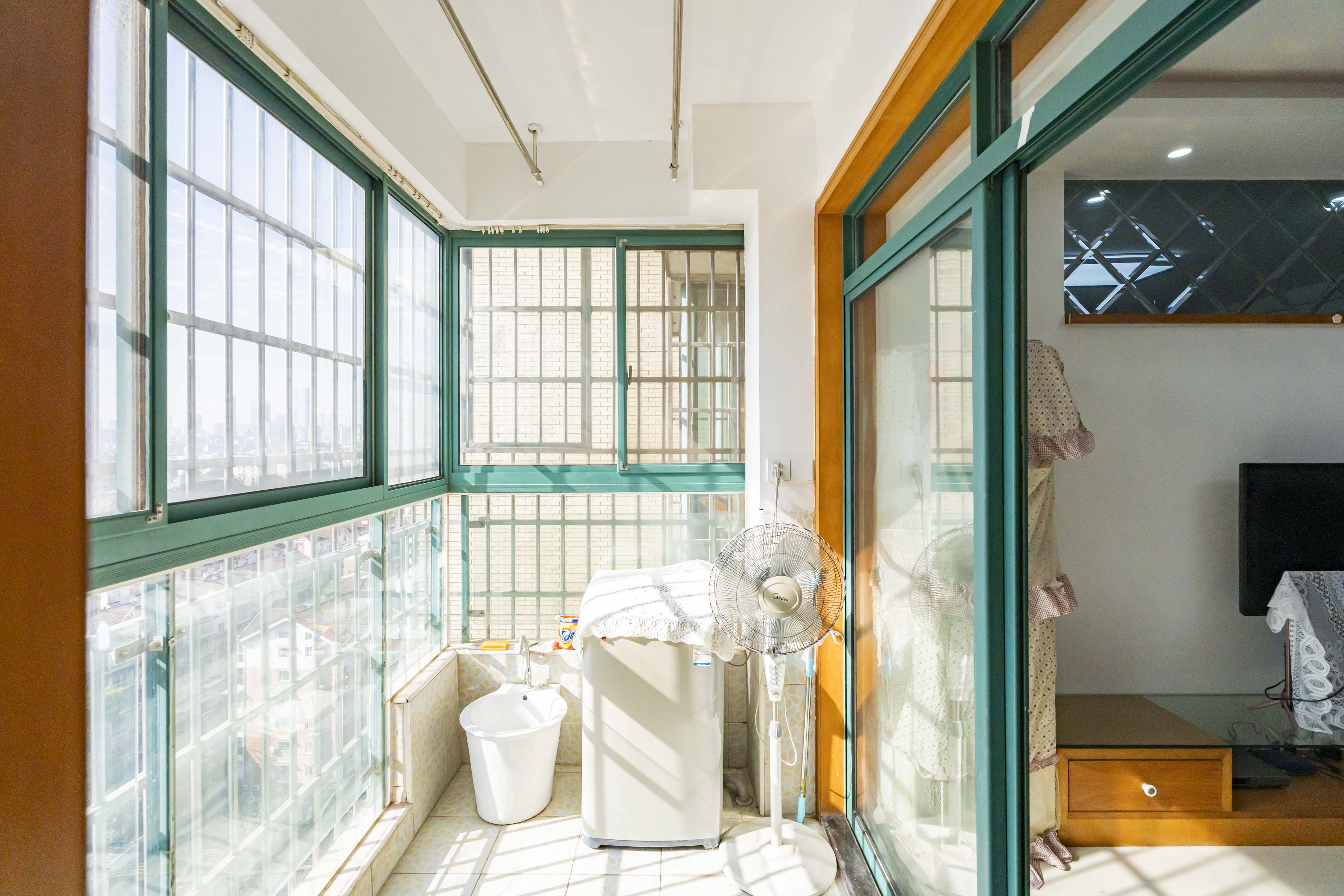 才子佳苑一期/二期  3室2厅1卫    75.5万阳台