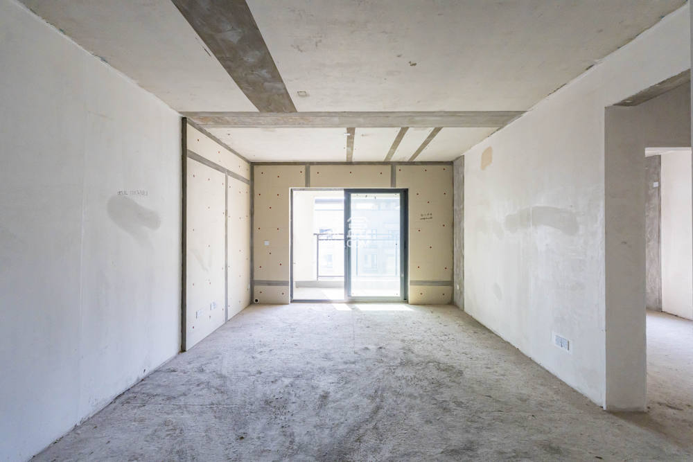 城发恒伟东风映1897  4室2厅2卫    195.0万