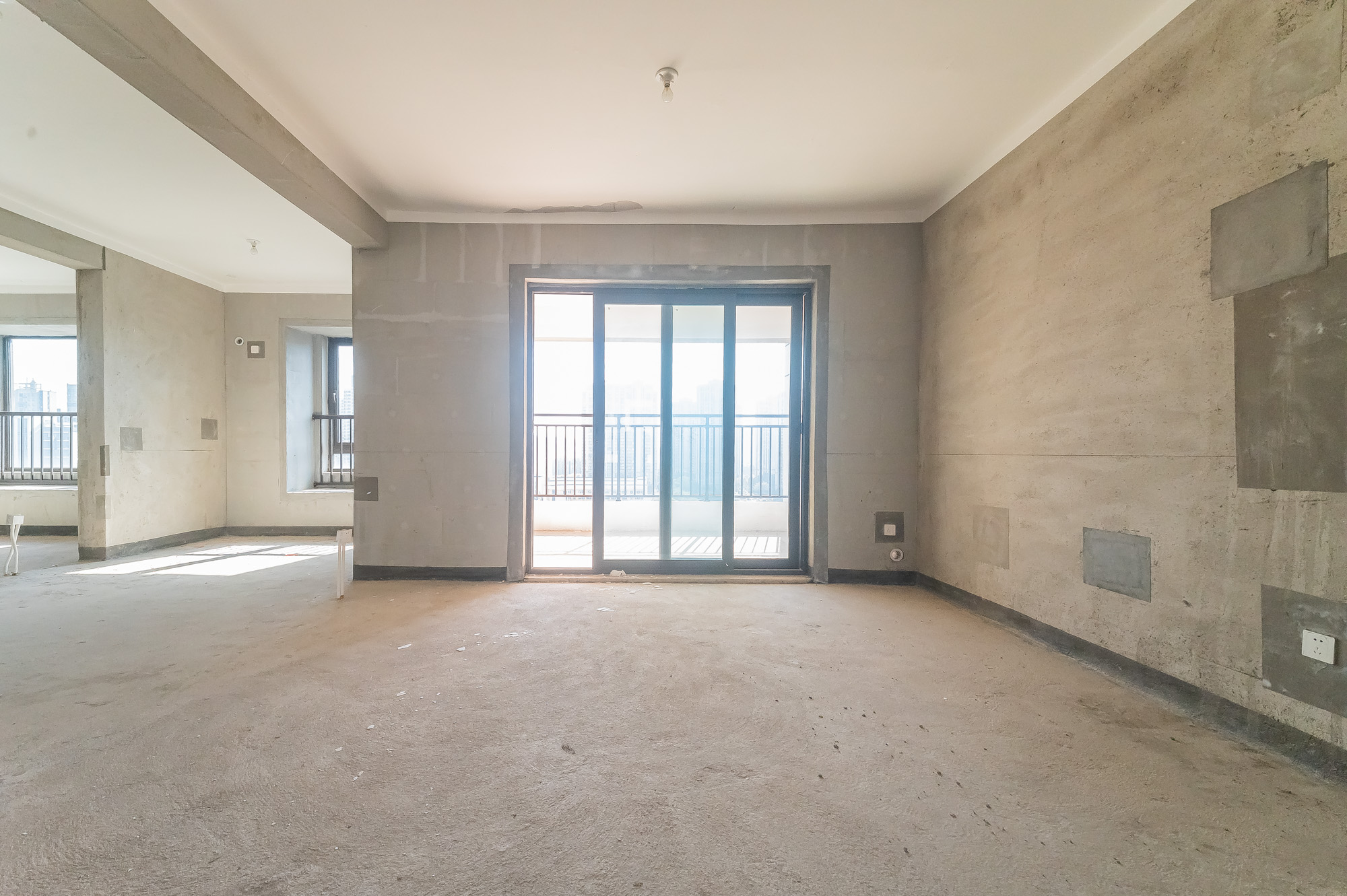 中交建发松雅院  4室2厅2卫    146.0万 中交建发松雅院  4室2厅2卫    146.0万客厅